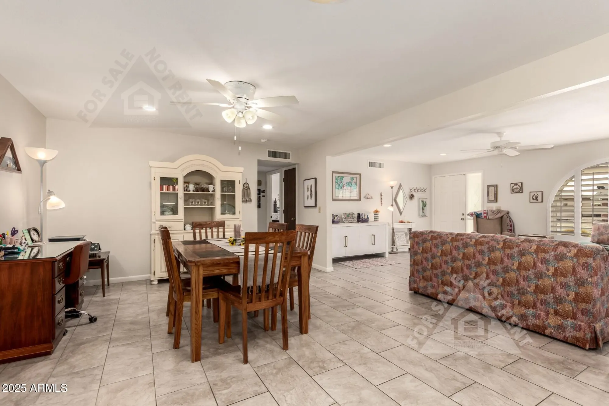 Property Slideshow image 22 of 52 | 4734 e florian cir, Mesa, AZ, 85206