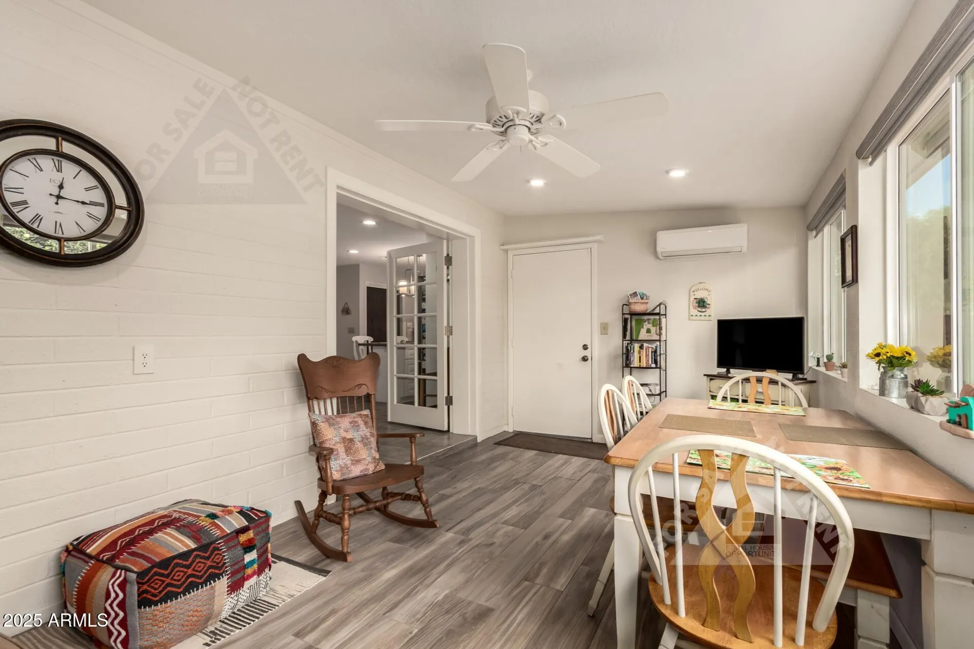 Property Slideshow image 28 of 52 | 4734 e florian cir, Mesa, AZ, 85206