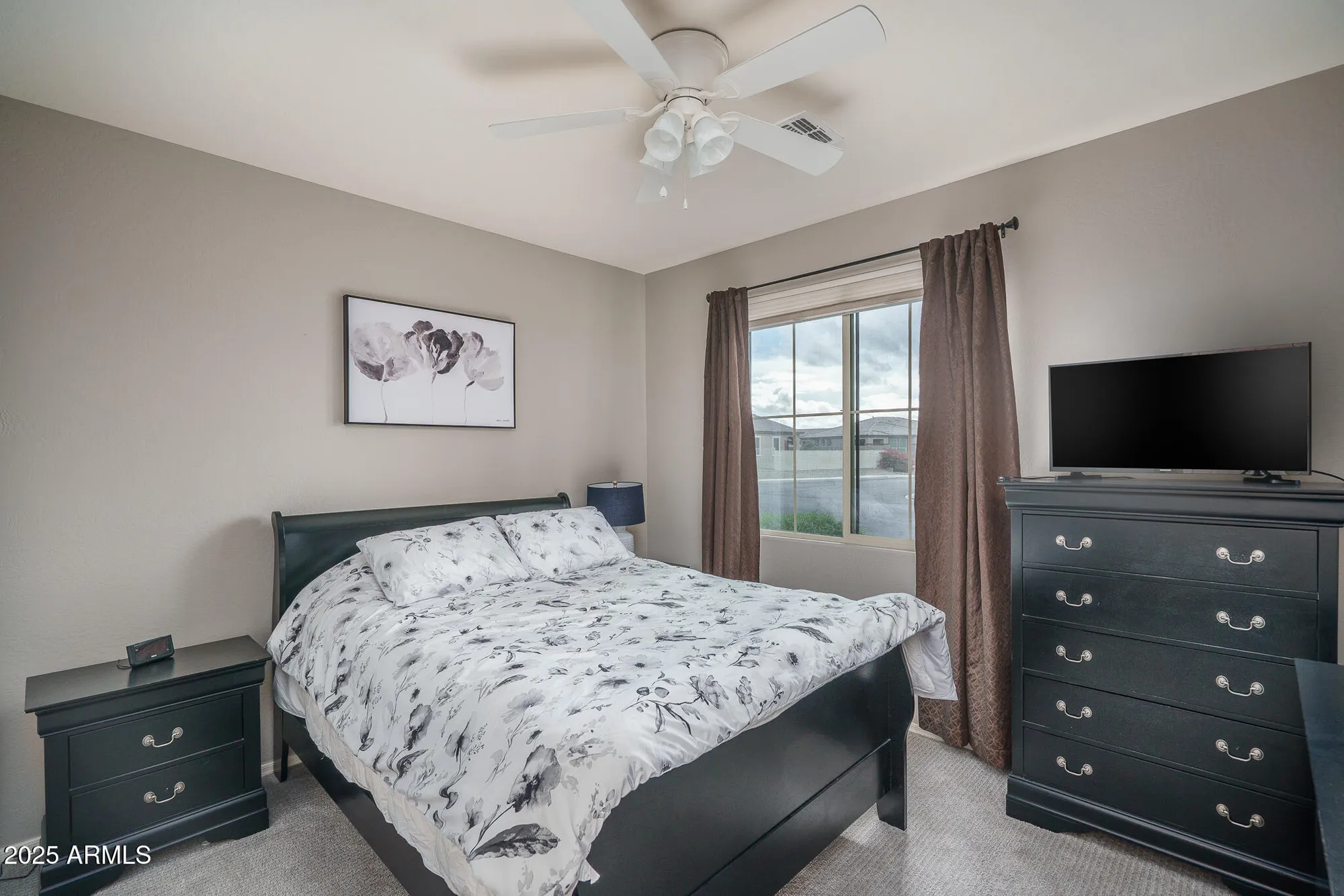 Property Slideshow image 13 of 46 | 17938 w deer creek rd, Goodyear, AZ, 85338