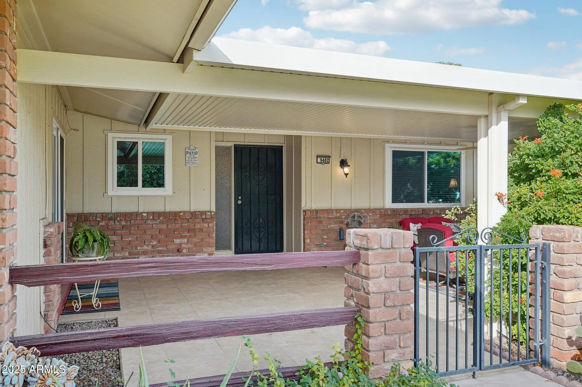 Property Slideshow image 4 of 55 | 9402 n 109th dr, Sun City, AZ, 85351