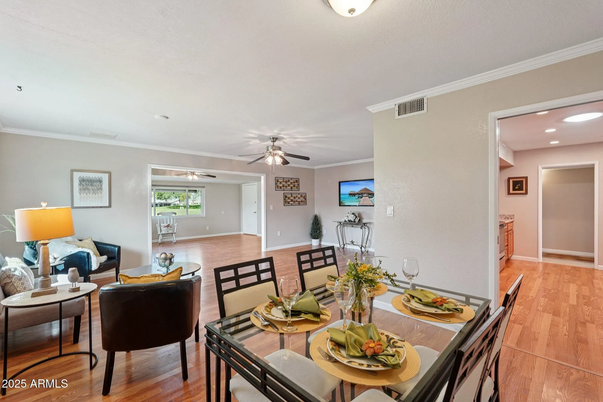 Property Slideshow image 16 of 55 | 9402 n 109th dr, Sun City, AZ, 85351