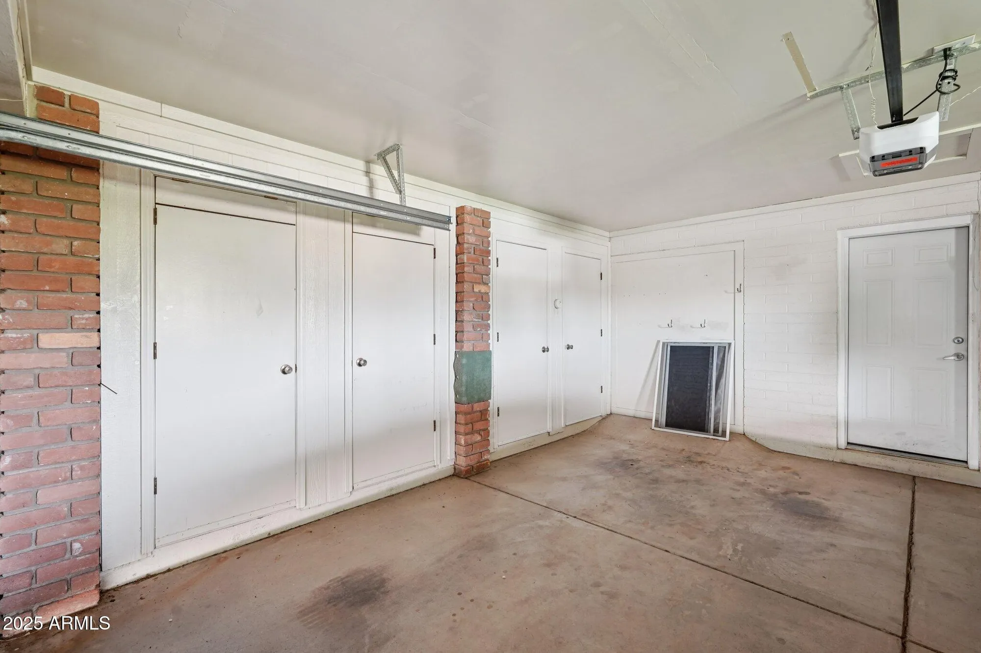 Property Slideshow image 38 of 55 | 9402 n 109th dr, Sun City, AZ, 85351