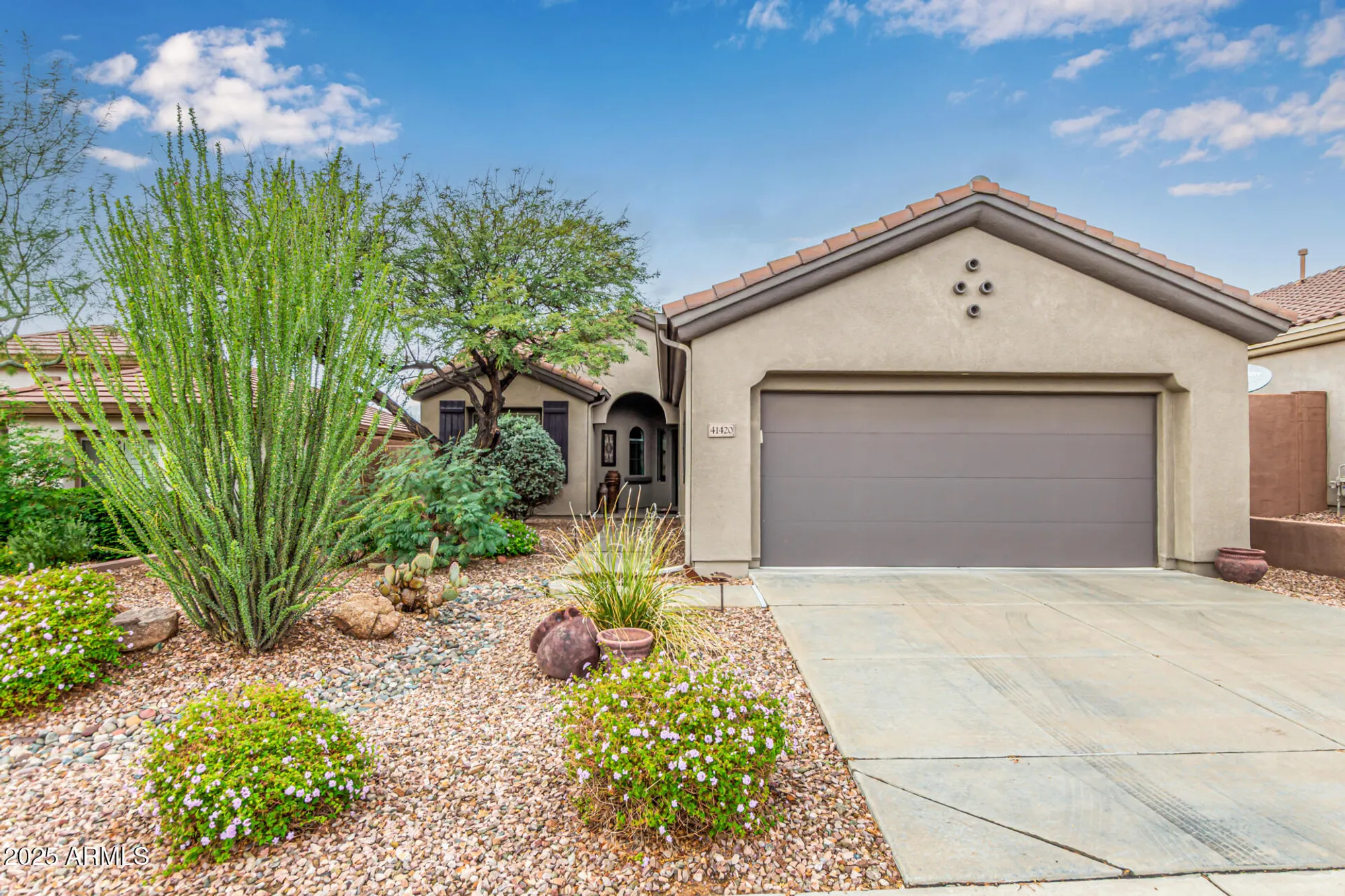 Property Slideshow image 1 of 46 | 41420 n bent creek way, Anthem, AZ, 85086