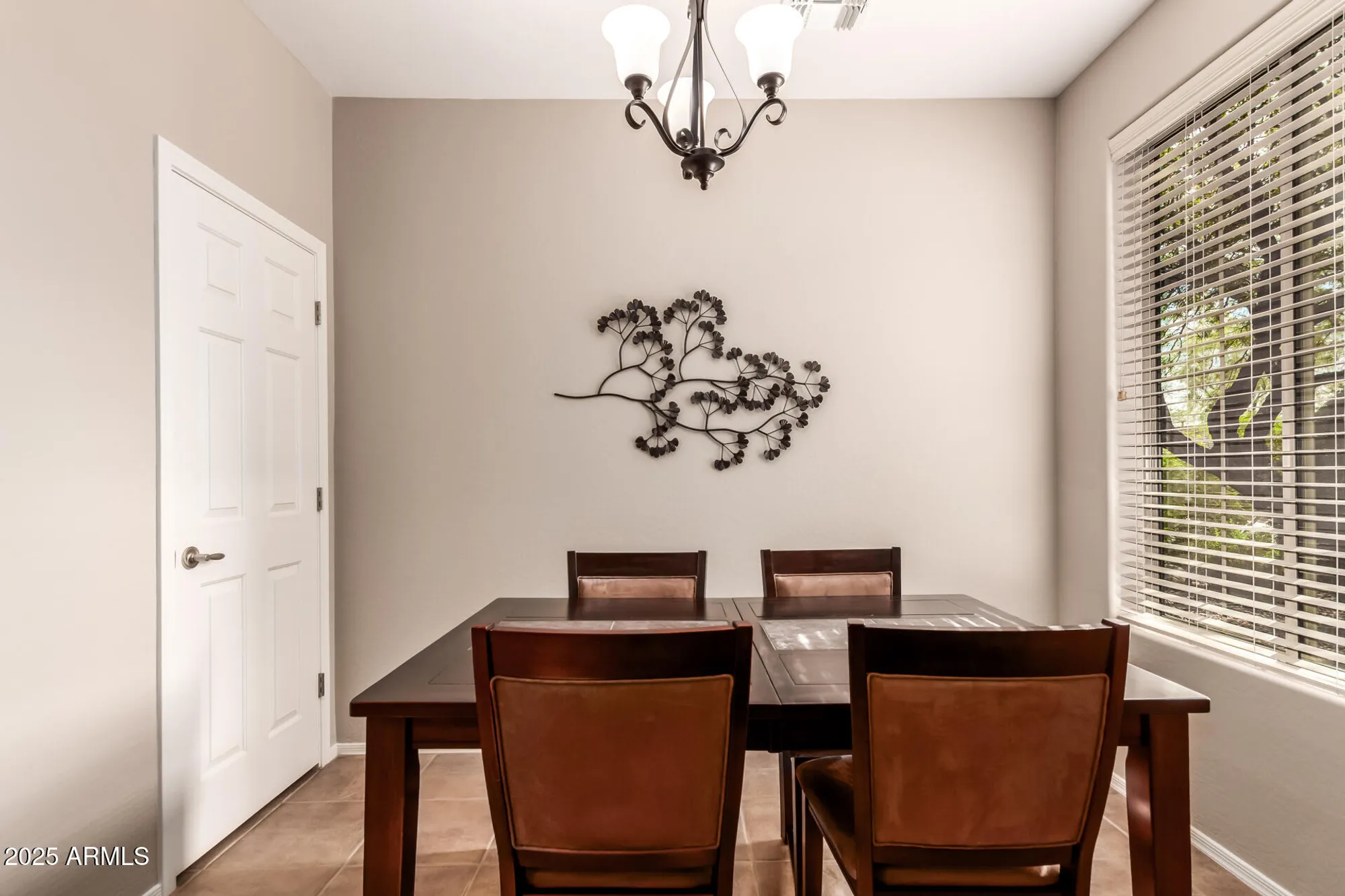 Property Slideshow image 16 of 46 | 41420 n bent creek way, Anthem, AZ, 85086