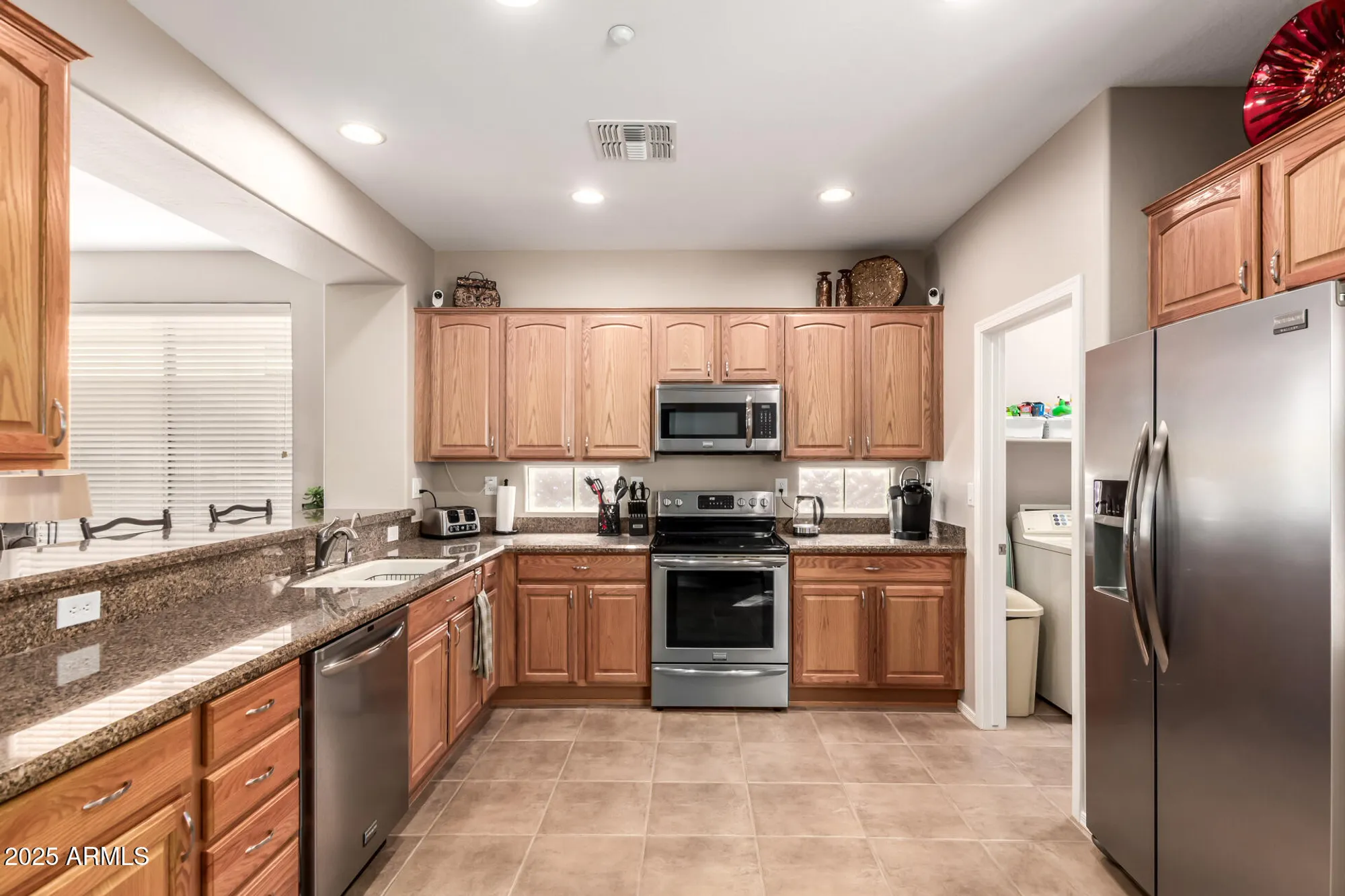 Property Slideshow image 13 of 46 | 41420 n bent creek way, Anthem, AZ, 85086
