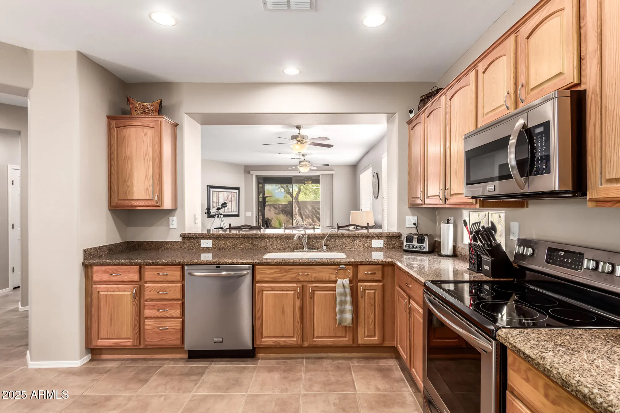 Property Slideshow image 14 of 46 | 41420 n bent creek way, Anthem, AZ, 85086