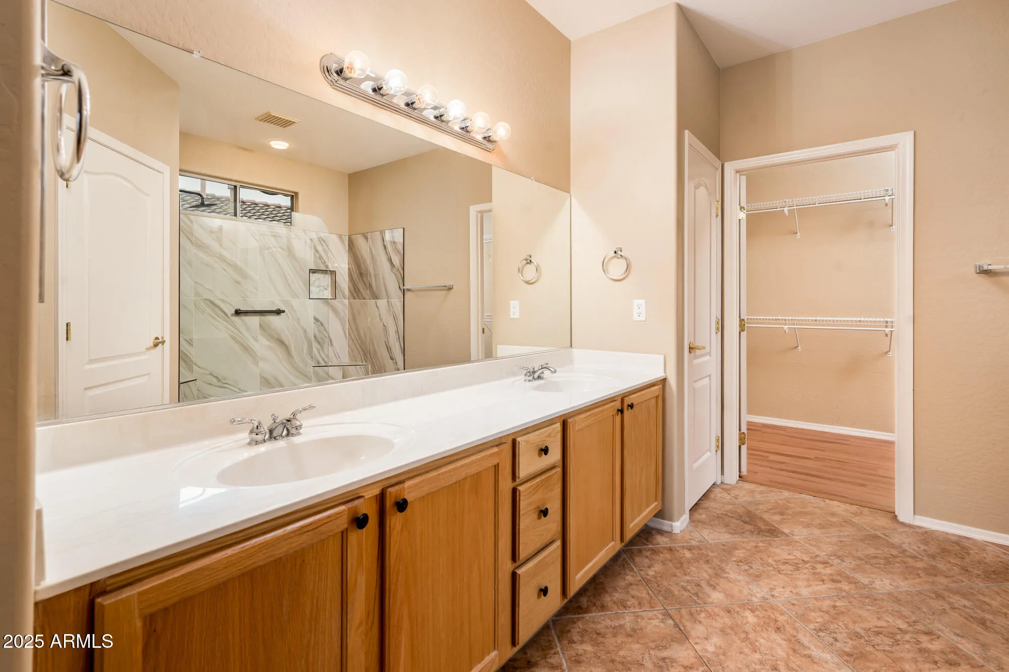 Property Slideshow image 18 of 35 | 18650 n cactus flower way, Surprise, AZ, 85387