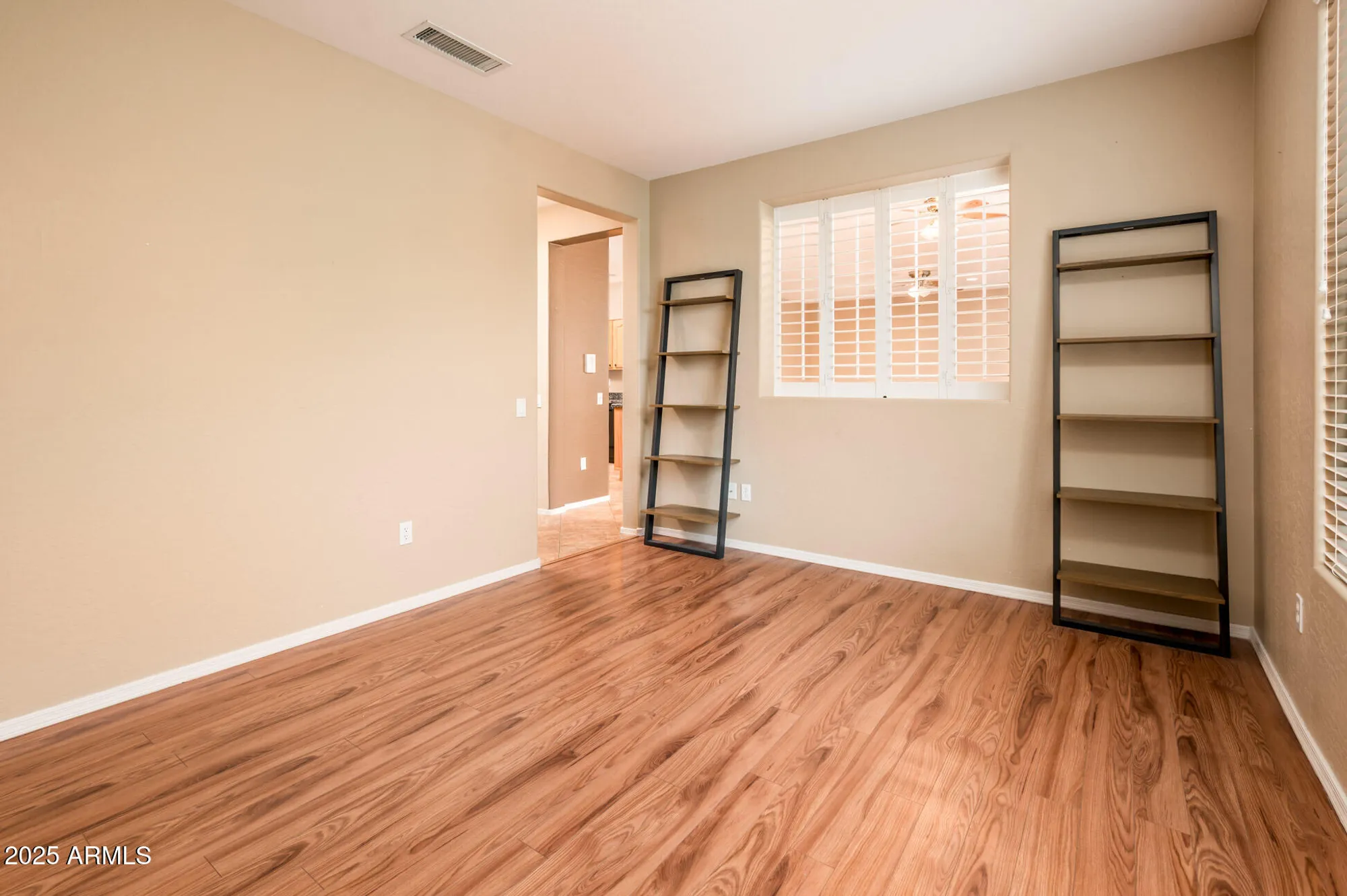 Property Slideshow image 23 of 35 | 18650 n cactus flower way, Surprise, AZ, 85387