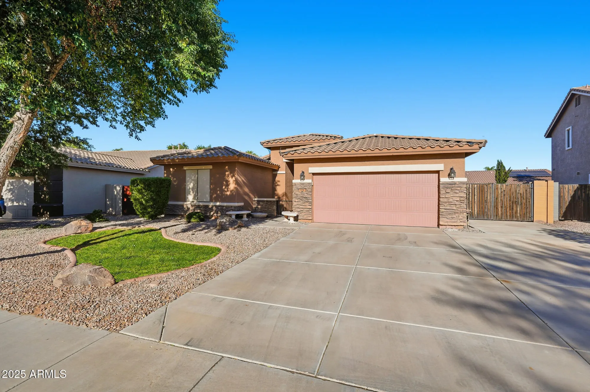 Property Slideshow image 2 of 81 | 270 s san marino loop, Casa Grande, AZ, 85194