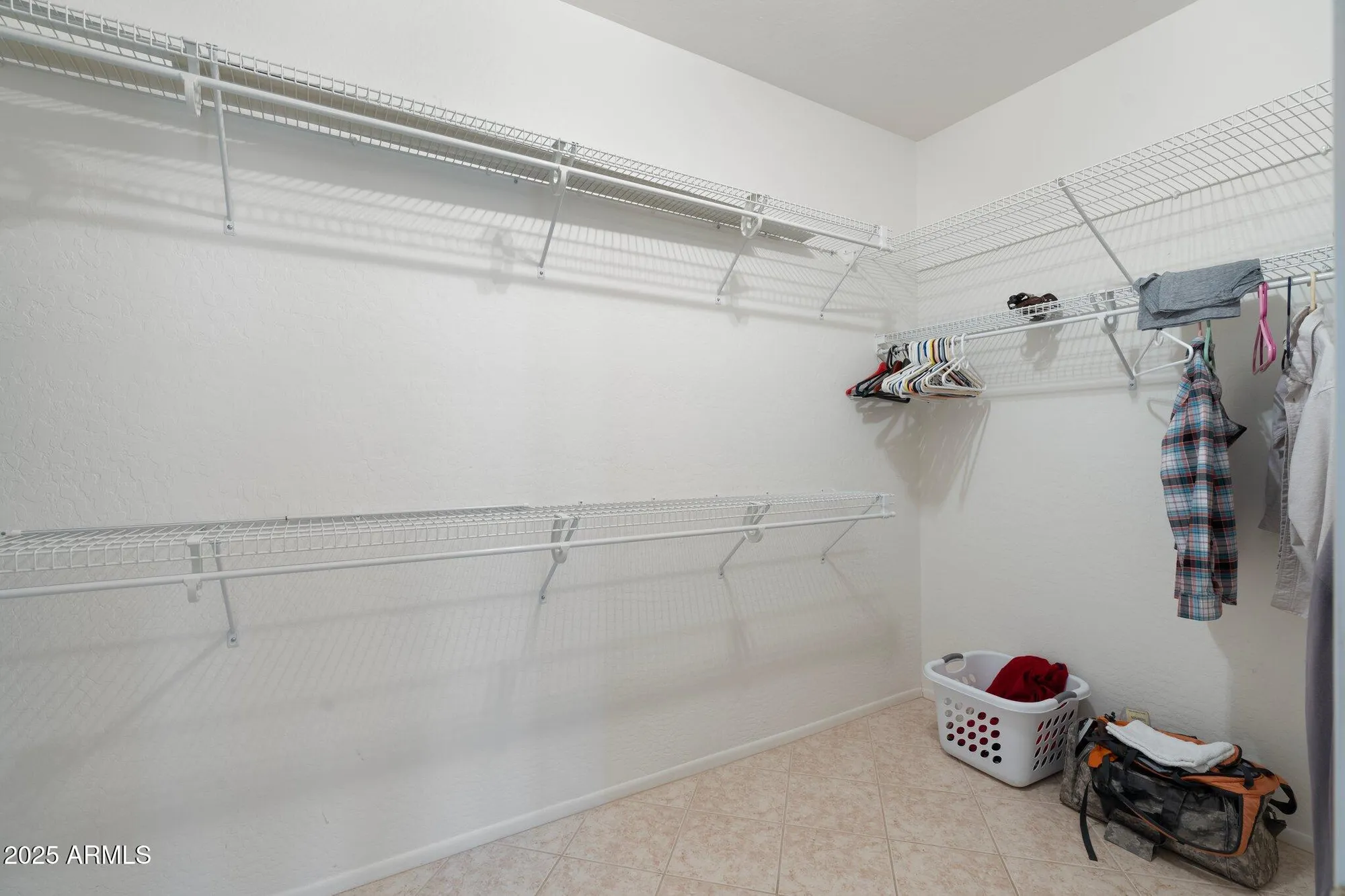 Property Slideshow image 8 of 38 | 19620 n majestic vista ct, Surprise, AZ, 85387