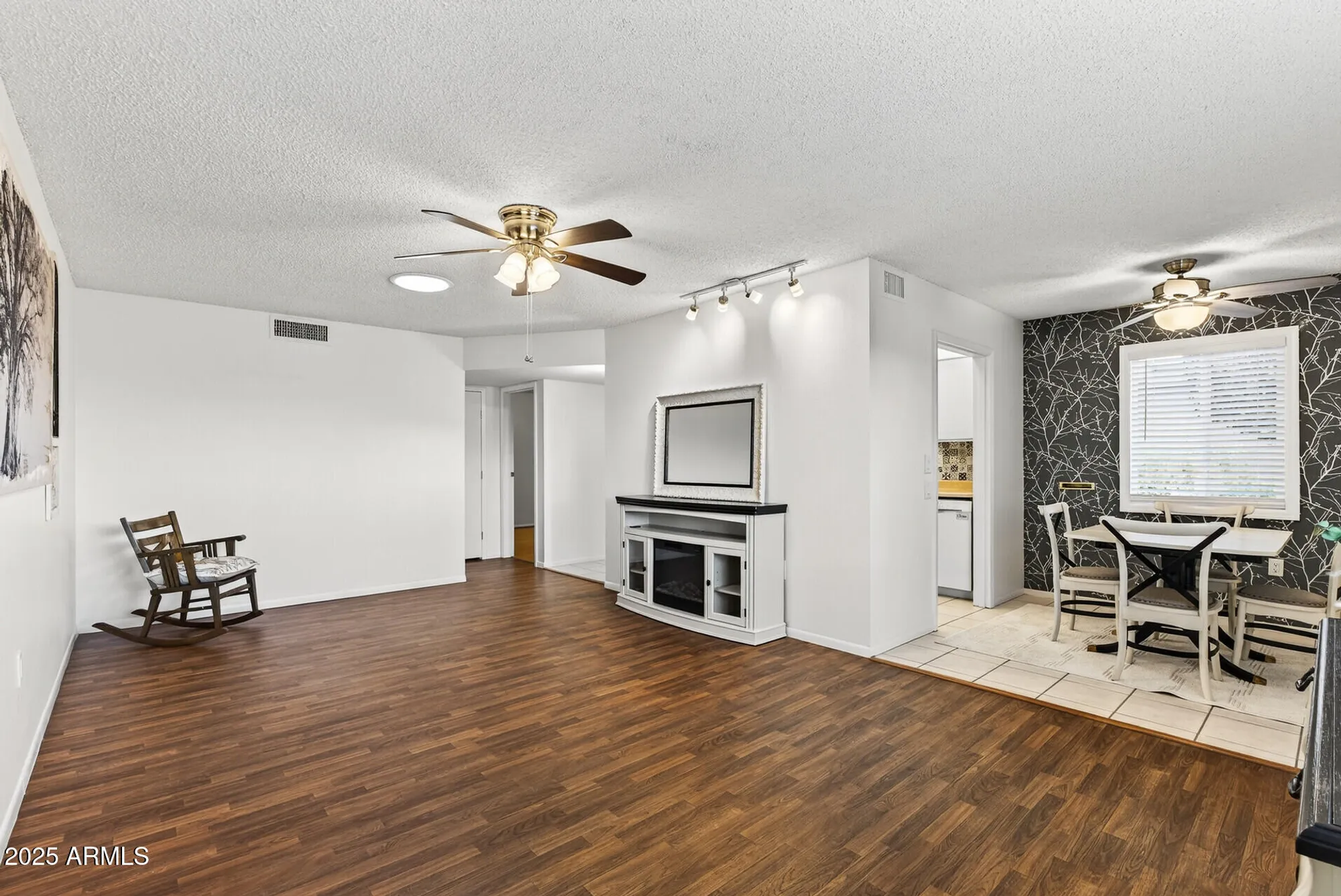 Property Slideshow image 14 of 39 | 13721 n 98th ave c, Sun City, AZ, 85351