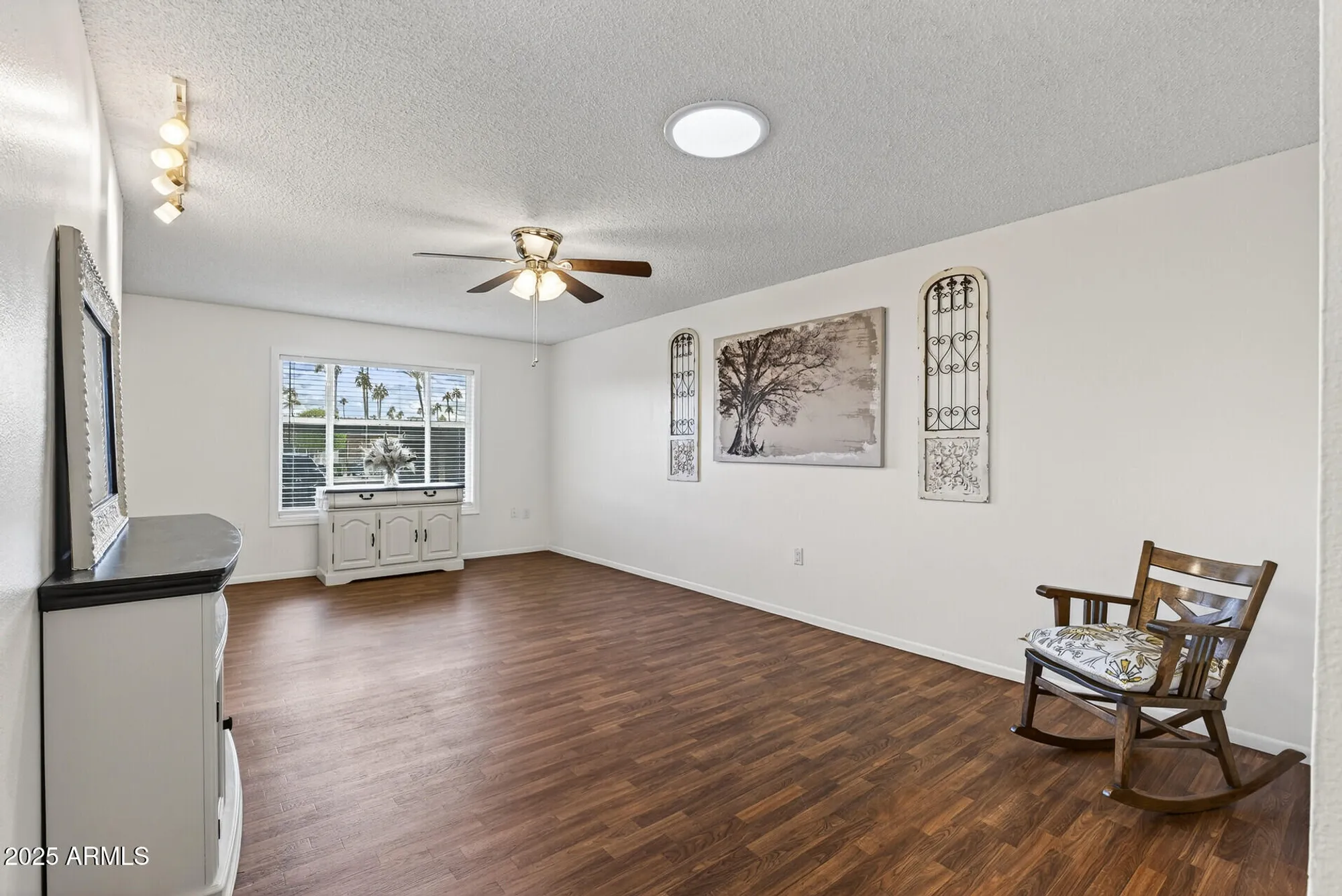 Property Slideshow image 17 of 39 | 13721 n 98th ave c, Sun City, AZ, 85351