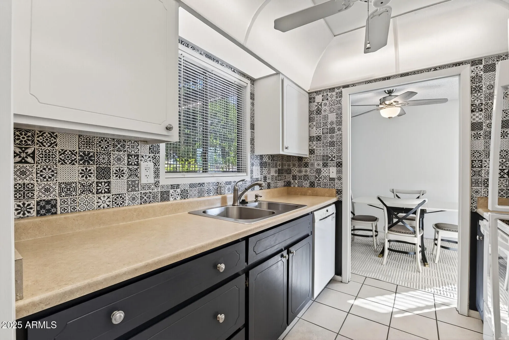 Property Slideshow image 7 of 39 | 13721 n 98th ave c, Sun City, AZ, 85351