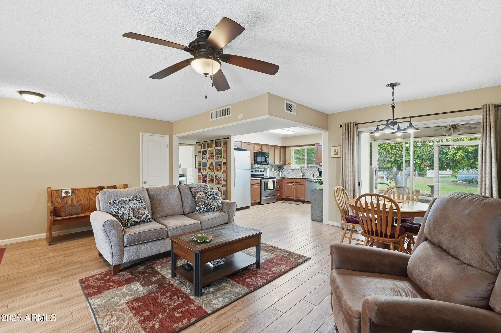 Property Slideshow image 8 of 29 | 9219 n 107th dr, Sun City, AZ, 85351