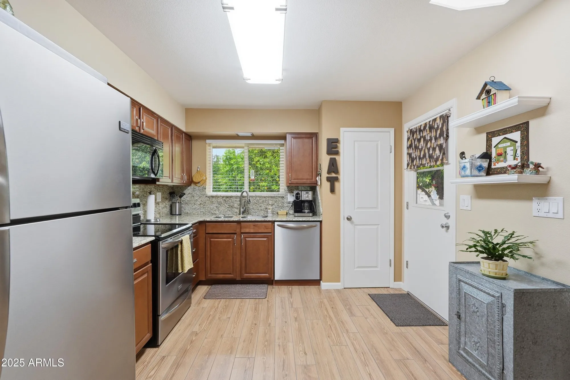 Property Slideshow image 12 of 29 | 9219 n 107th dr, Sun City, AZ, 85351