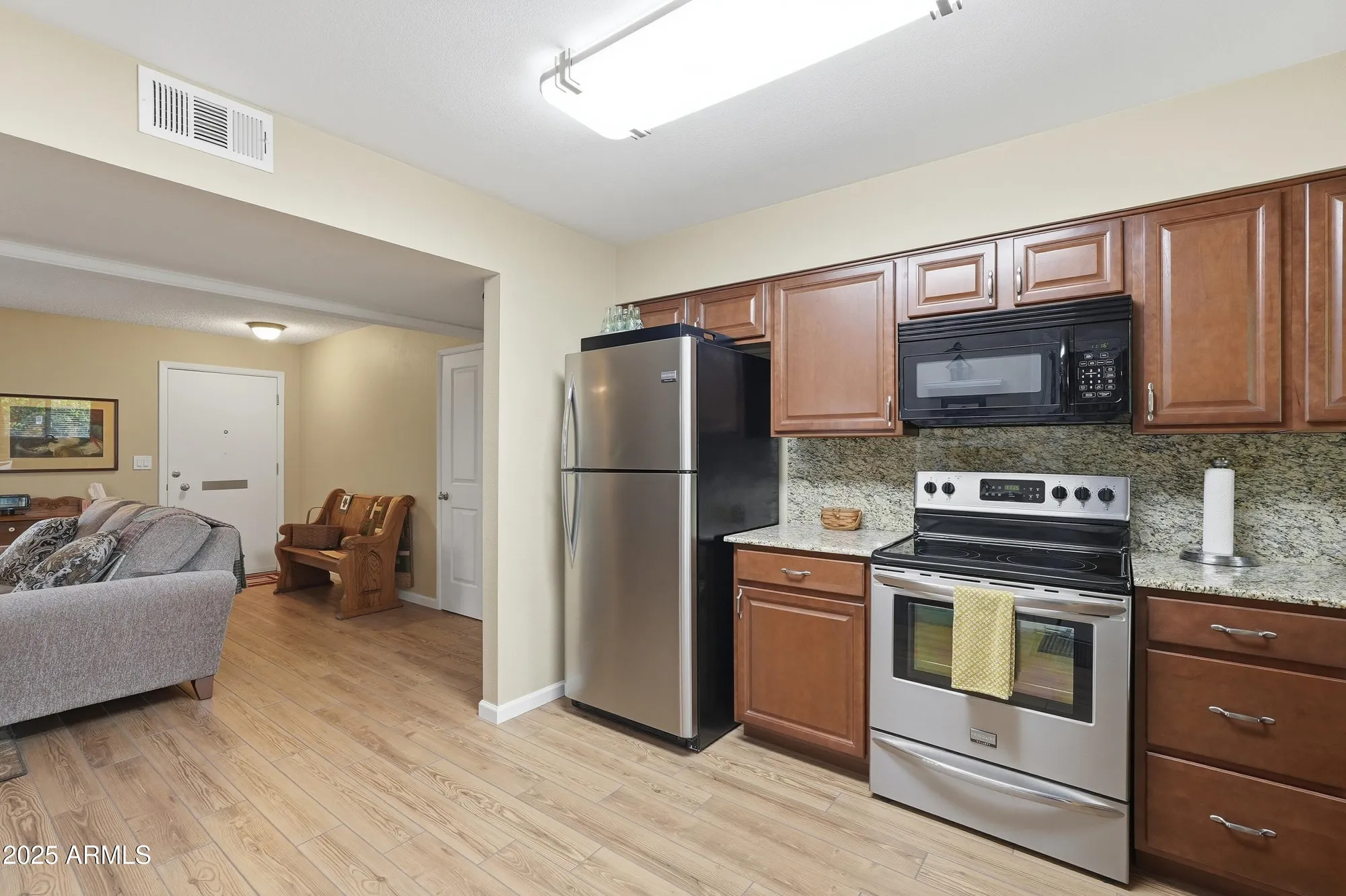 Property Slideshow image 14 of 29 | 9219 n 107th dr, Sun City, AZ, 85351