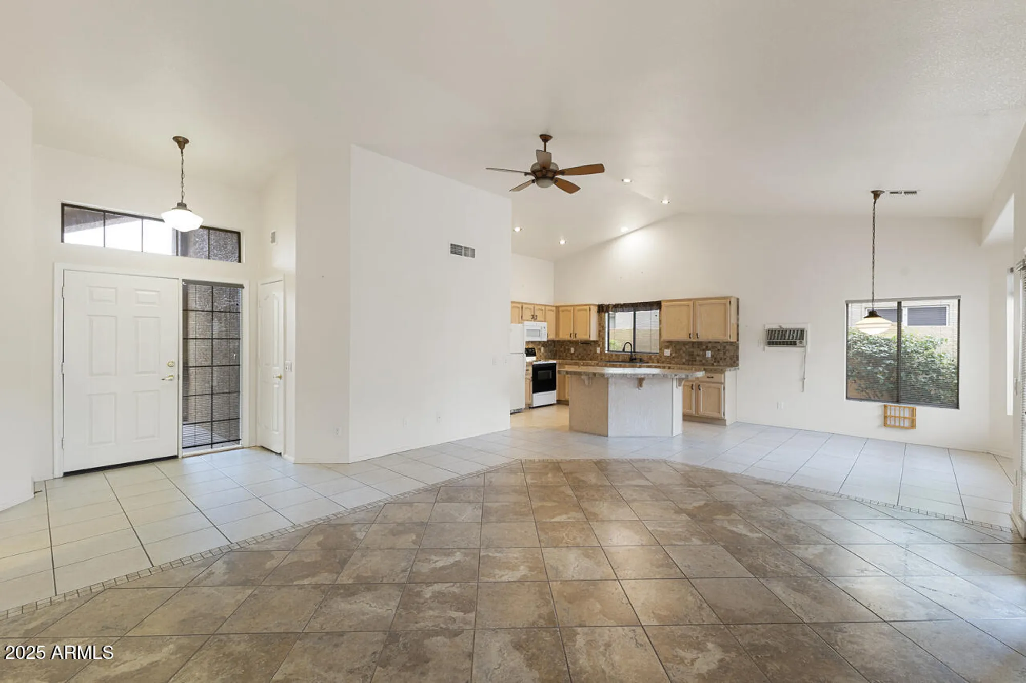 Property Slideshow image 6 of 38 | 15049 w verde ln, Goodyear, AZ, 85395
