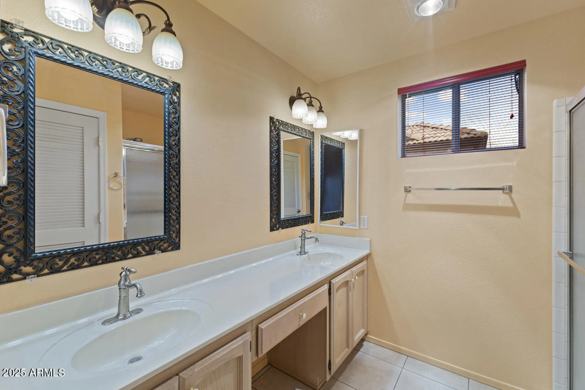 Property Slideshow image 21 of 38 | 15049 w verde ln, Goodyear, AZ, 85395