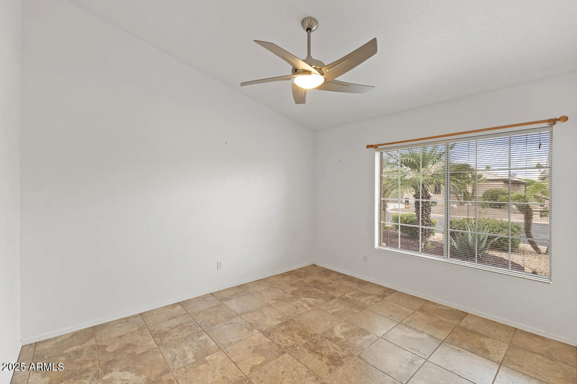 Property Slideshow image 26 of 38 | 15049 w verde ln, Goodyear, AZ, 85395