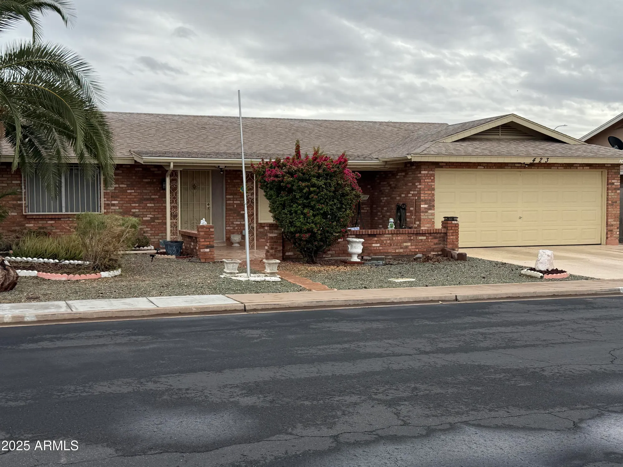 Property Slideshow image 1 of 17 | 423 s racine, Mesa, AZ, 85206