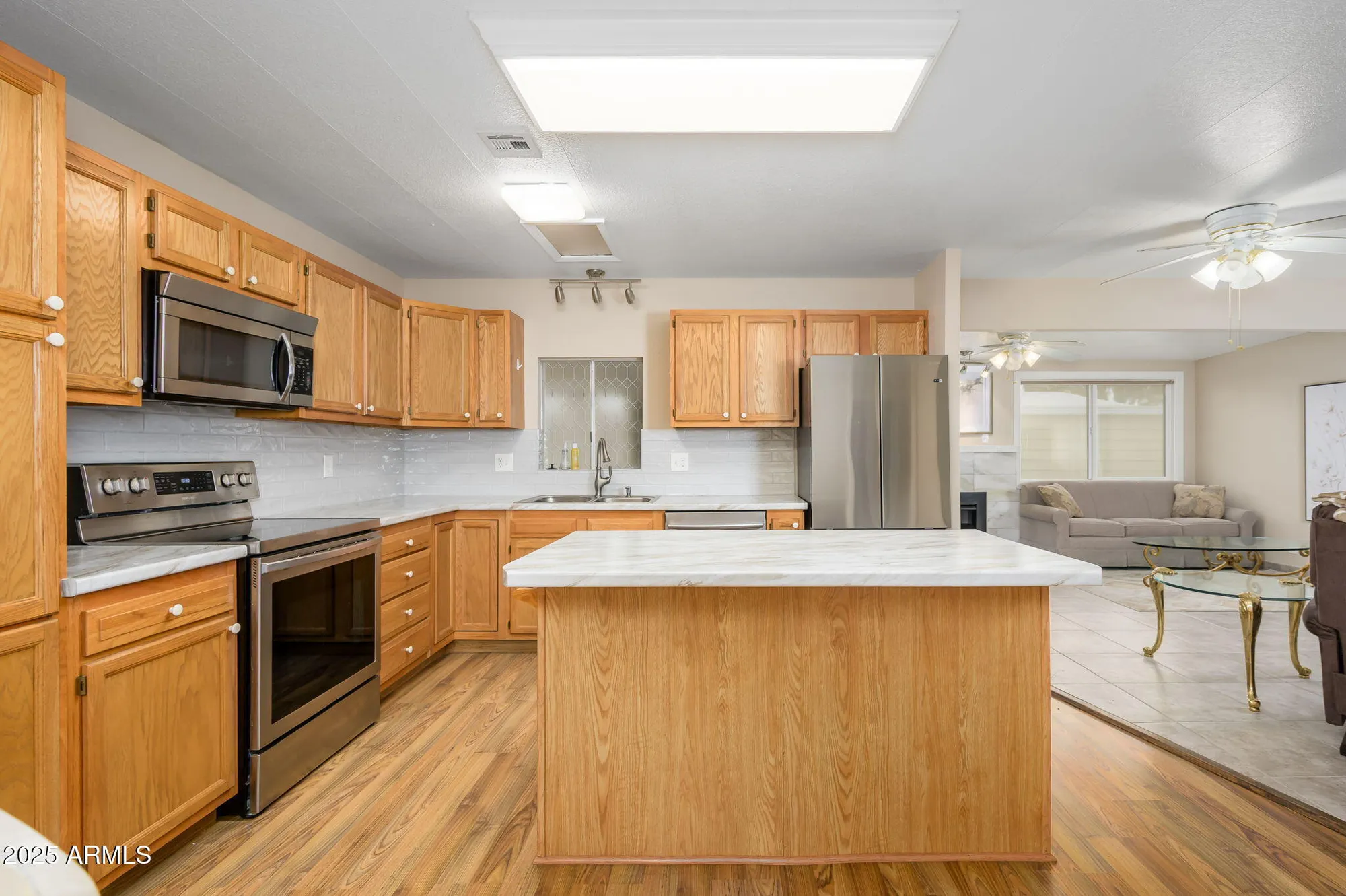 Property Slideshow image 10 of 24 | 9232 e olive ln, Sun Lakes, AZ, 85248