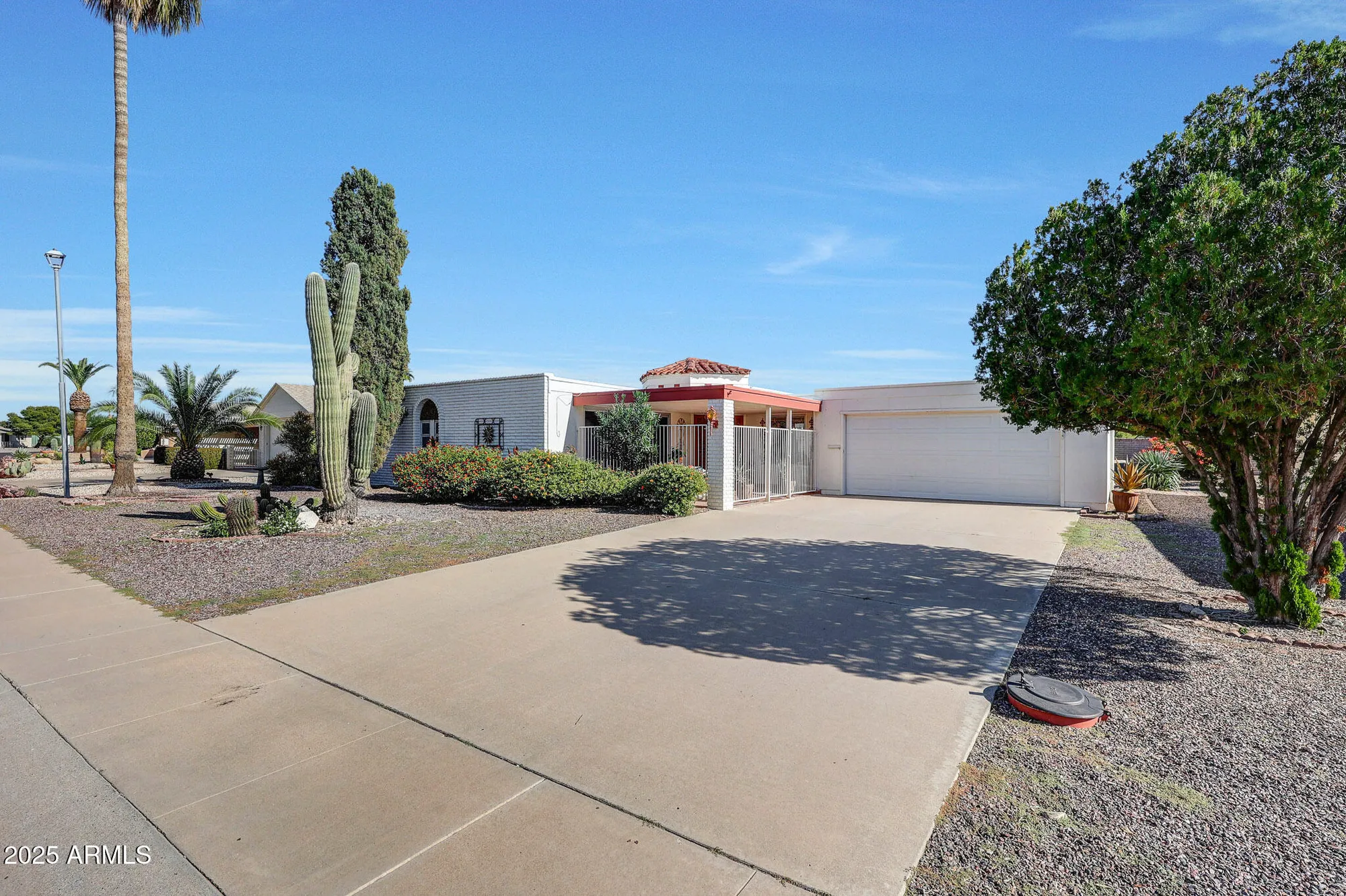 Property Slideshow image 5 of 63 | 9533 w cedar hill cir, Sun City, AZ, 85351