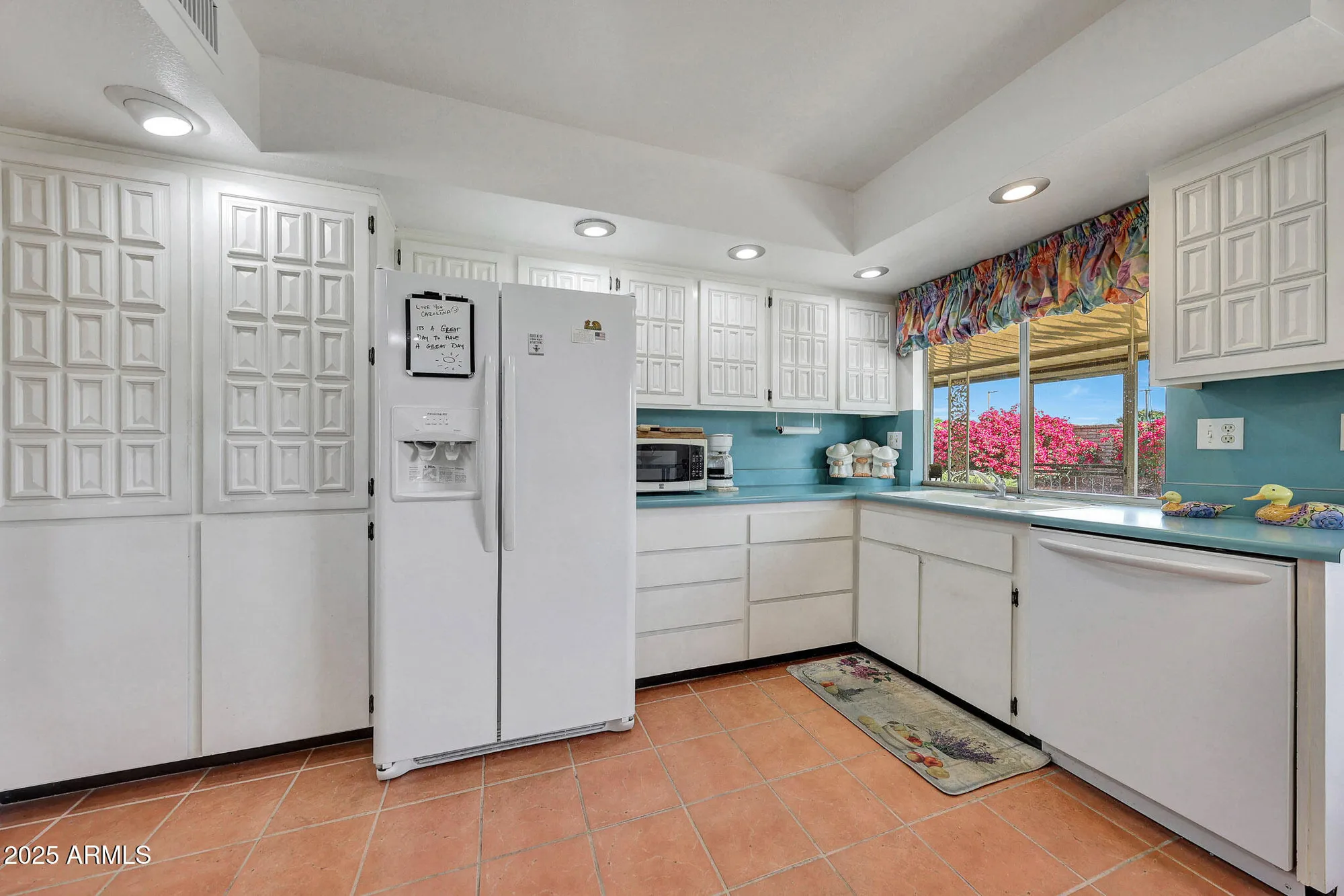 Property Slideshow image 3 of 63 | 9533 w cedar hill cir, Sun City, AZ, 85351