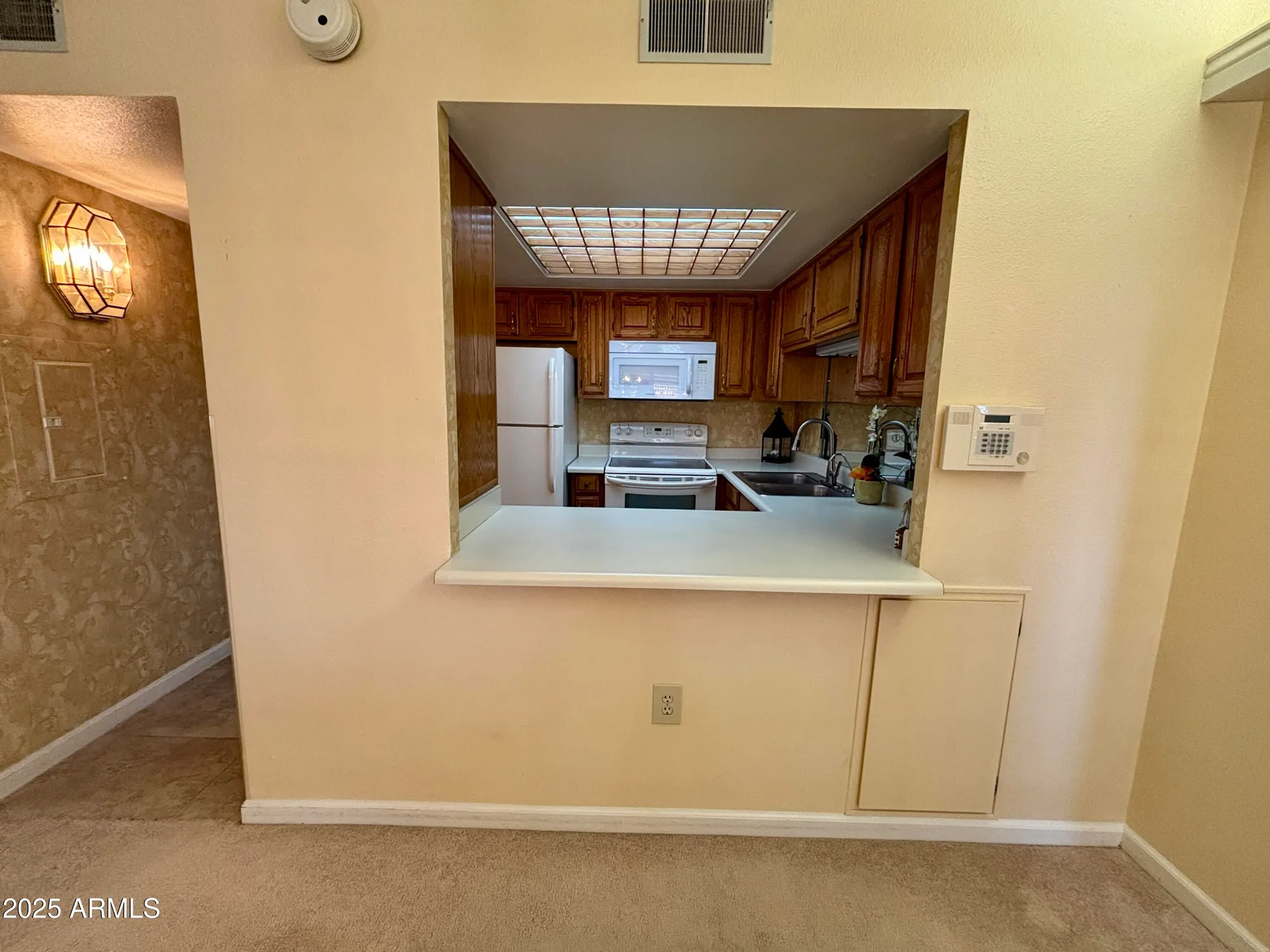 Property Slideshow image 8 of 23 | 10330 w thunderbird blvd apt c326, Sun City, AZ, 85351