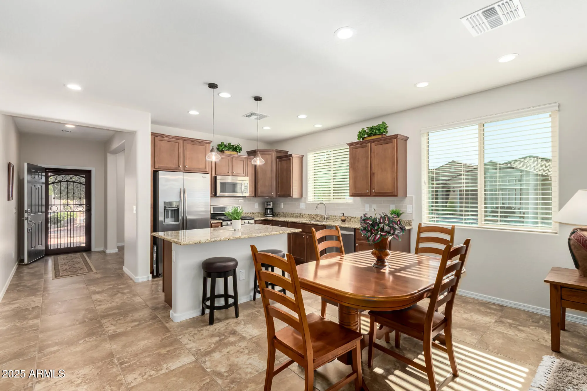 Property Slideshow image 17 of 72 | 7253 w cinder brook way, Florence, AZ, 85132