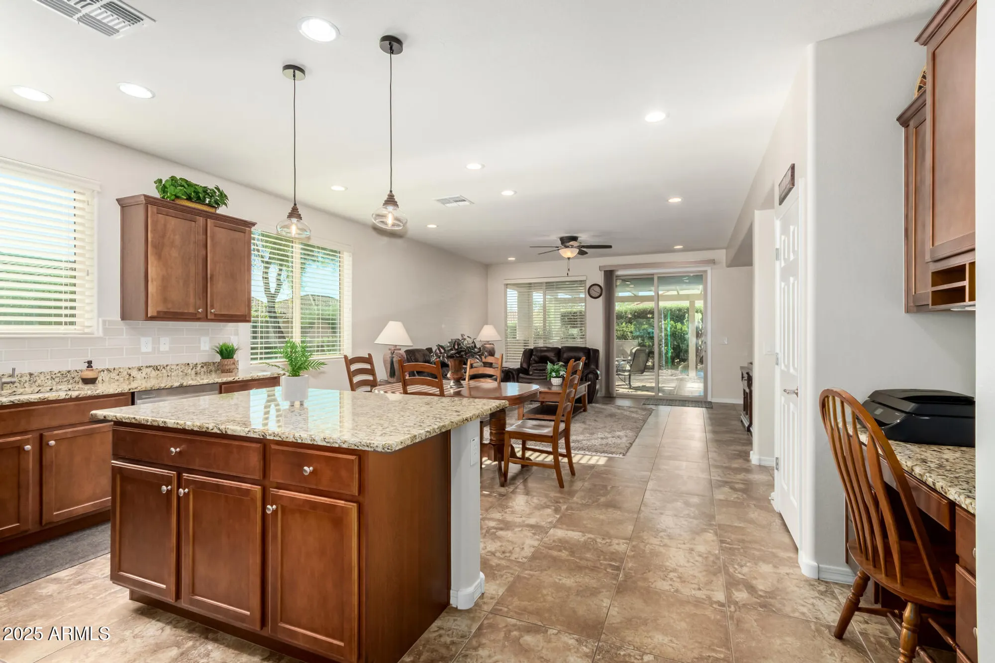 Property Slideshow image 4 of 72 | 7253 w cinder brook way, Florence, AZ, 85132