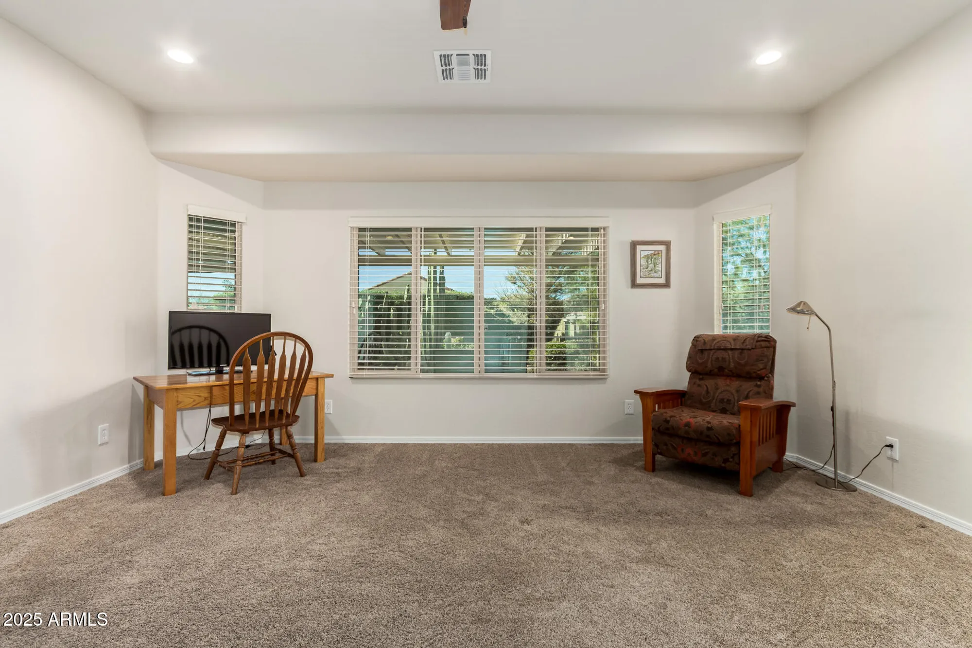 Property Slideshow image 23 of 72 | 7253 w cinder brook way, Florence, AZ, 85132