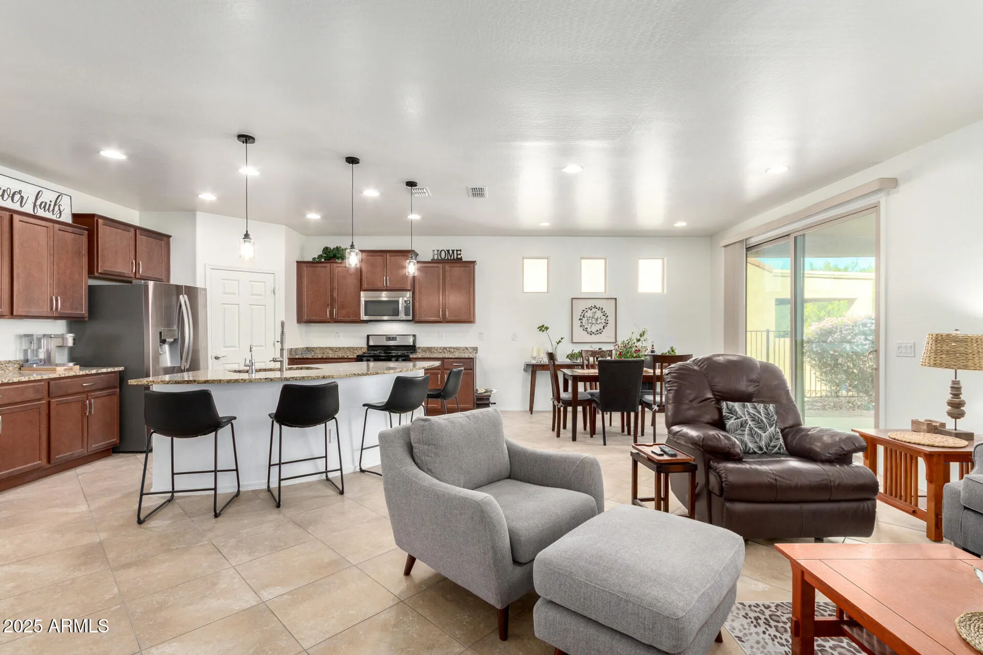 Property Slideshow image 10 of 61 | 7152 w merriweather way, Florence, AZ, 85132