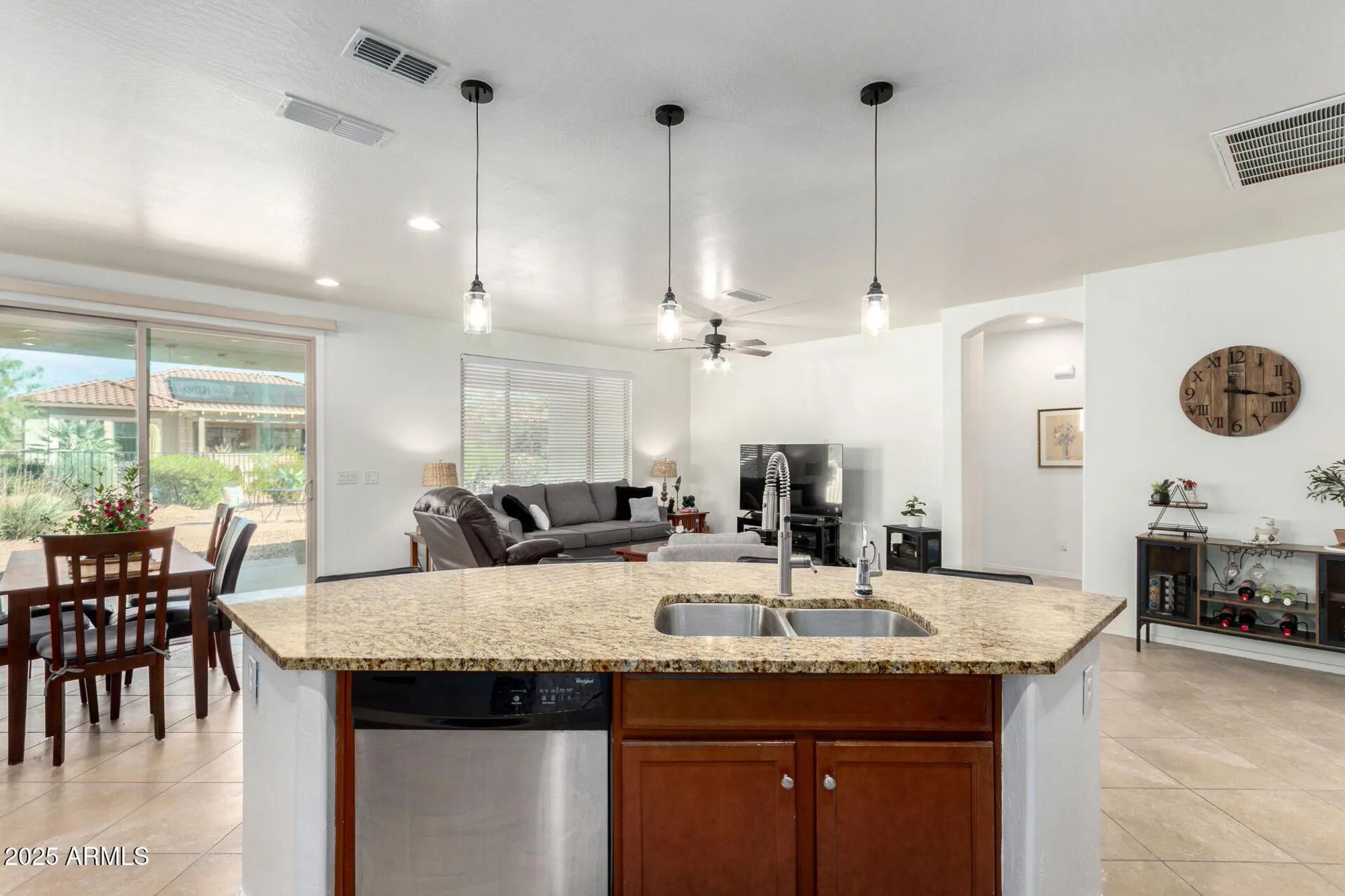 Property Slideshow image 13 of 61 | 7152 w merriweather way, Florence, AZ, 85132