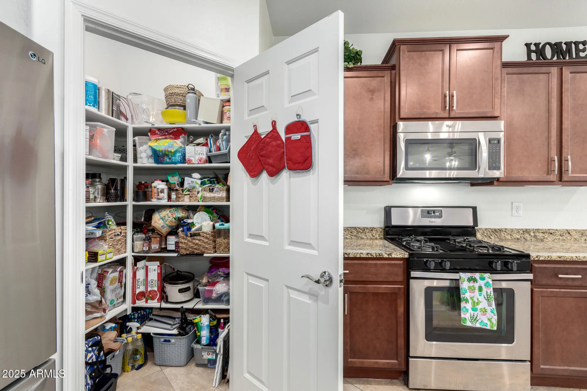 Property Slideshow image 16 of 61 | 7152 w merriweather way, Florence, AZ, 85132