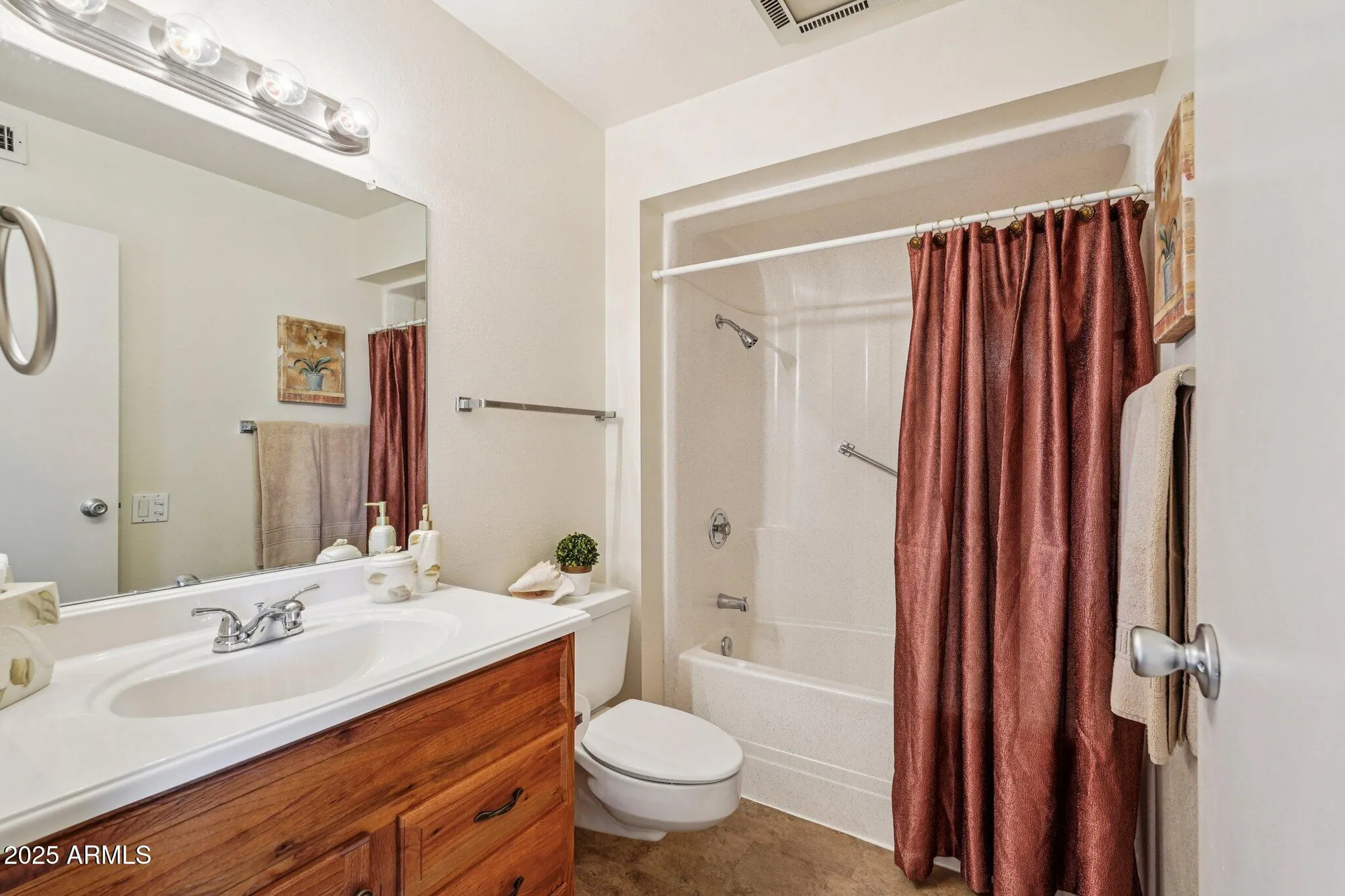 Property Slideshow image 18 of 50 | 13670 n 108th dr, Sun City, AZ, 85351