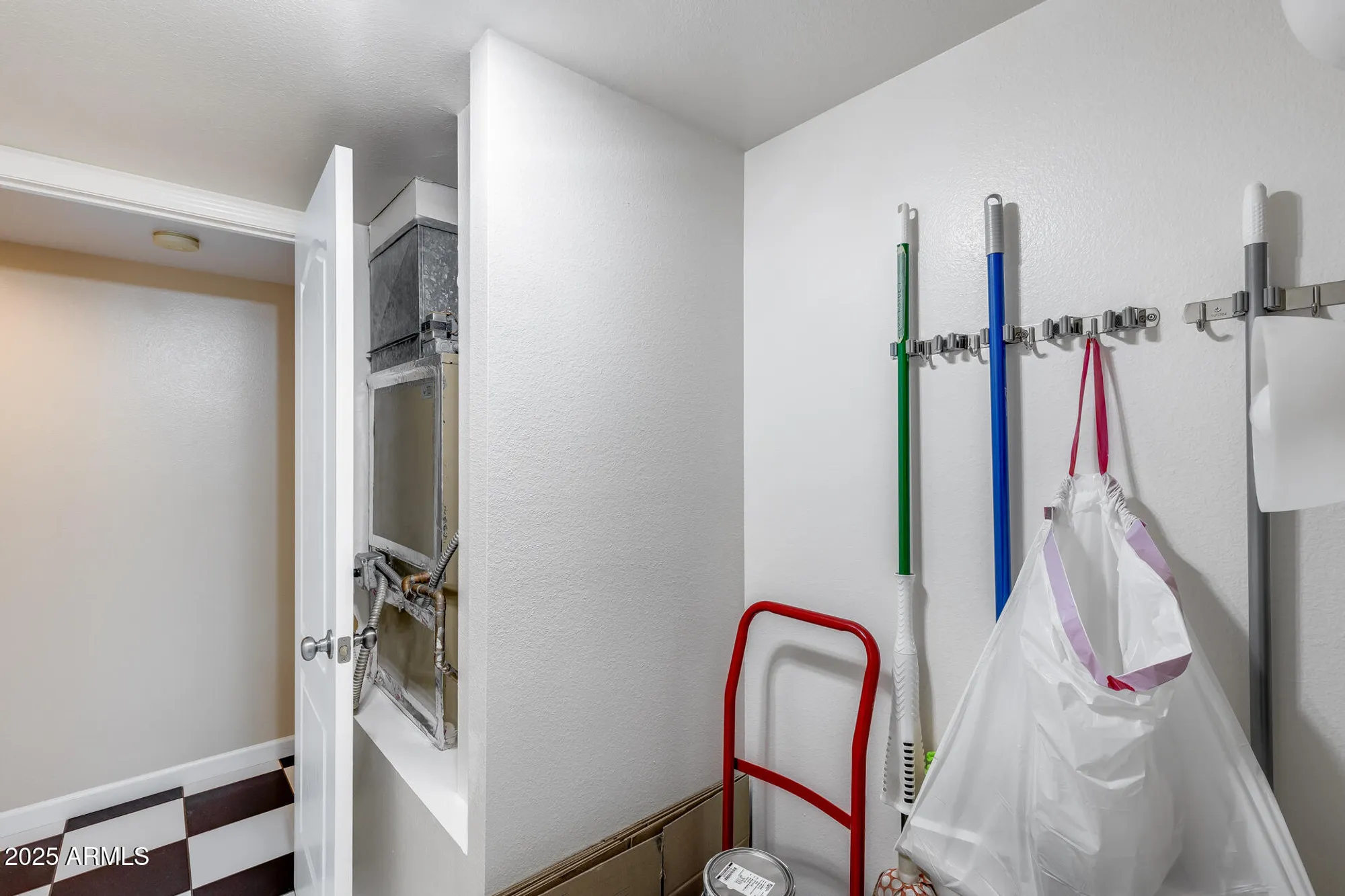 Property Slideshow image 40 of 52 | 7820 e camelback rd unit 211, Scottsdale, AZ, 85251