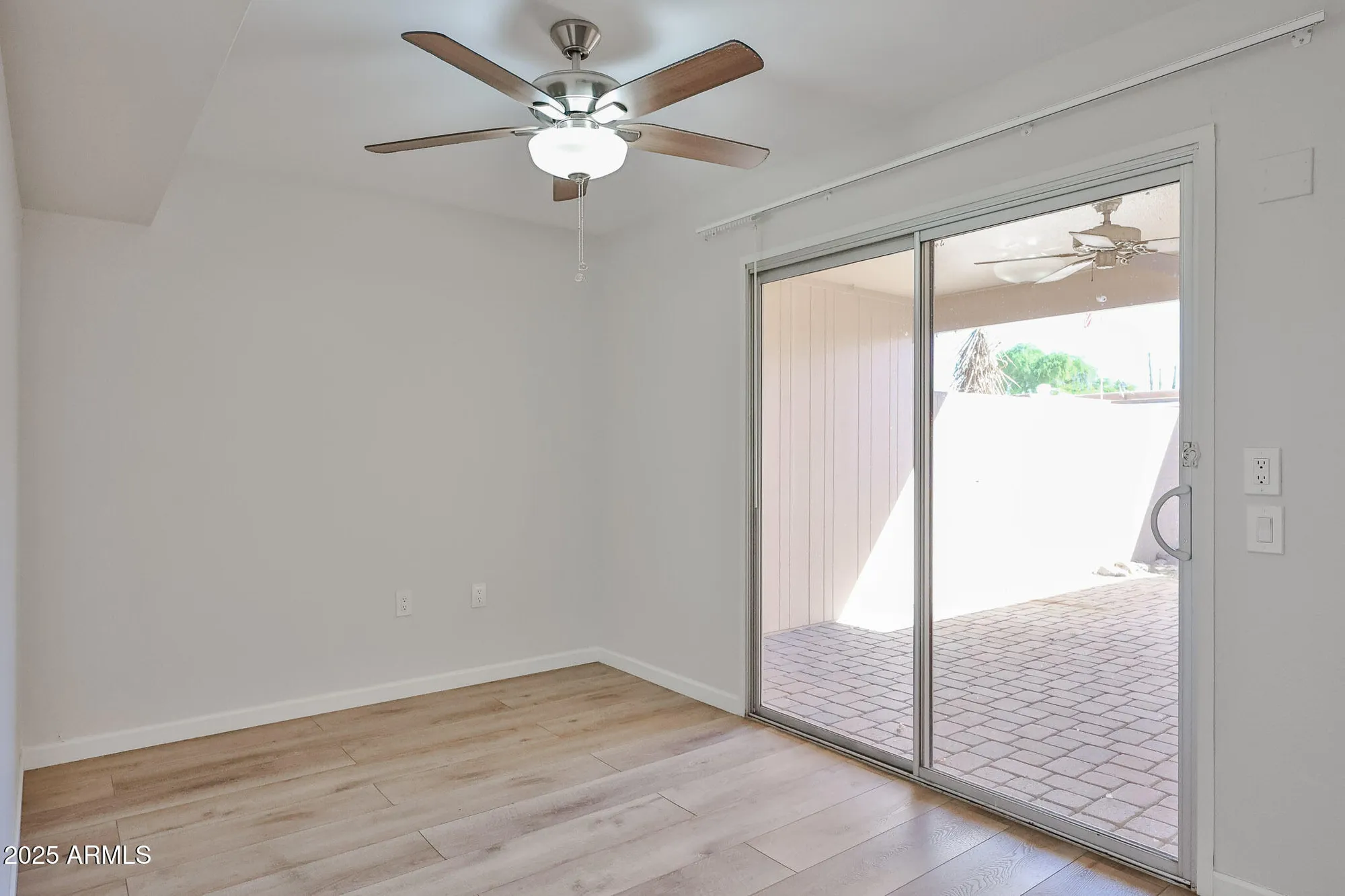 Property Slideshow image 15 of 30 | 10040 w royal oak rd b, Sun City, AZ, 85351