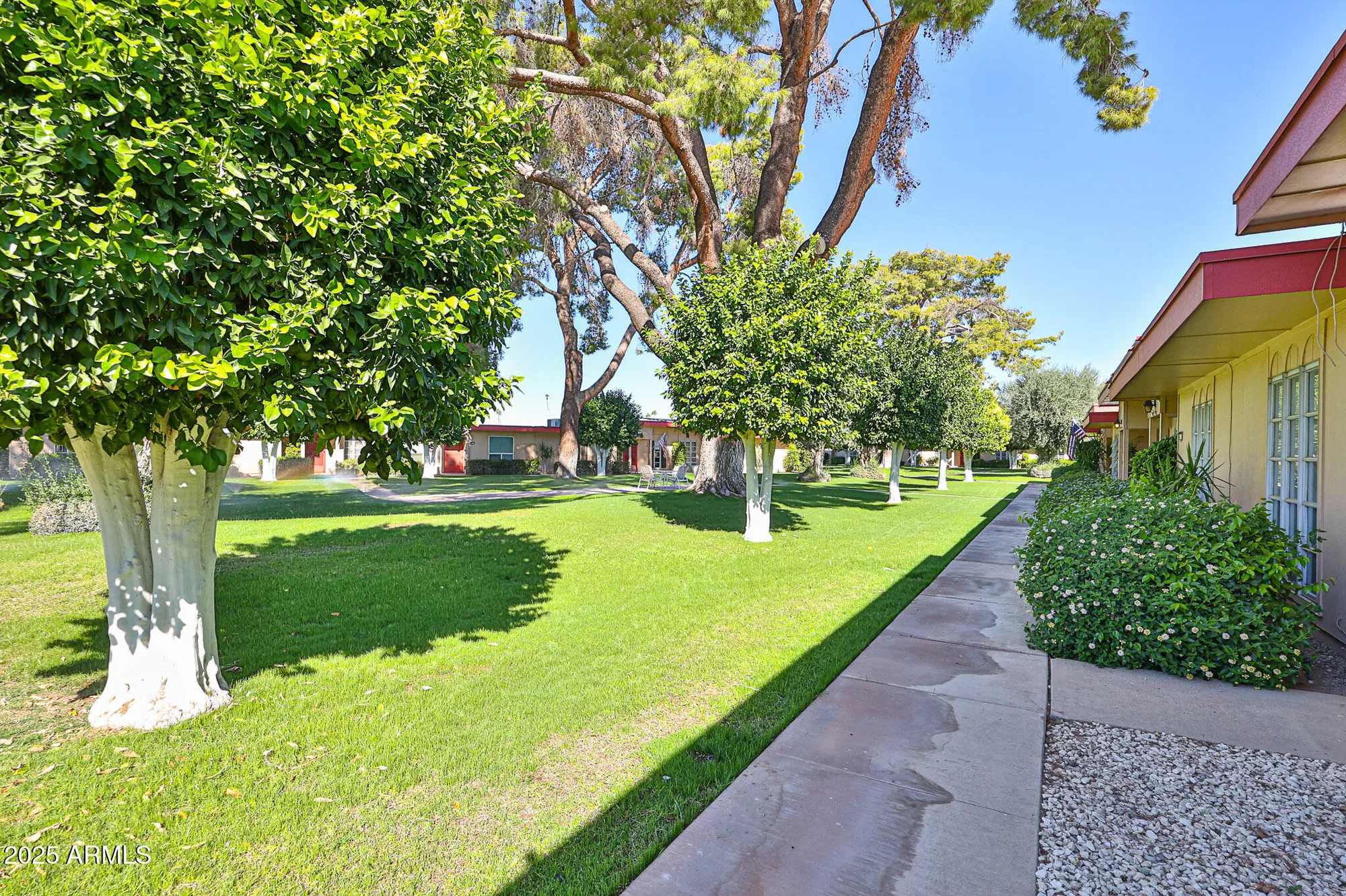 Property Slideshow image 23 of 30 | 10040 w royal oak rd b, Sun City, AZ, 85351