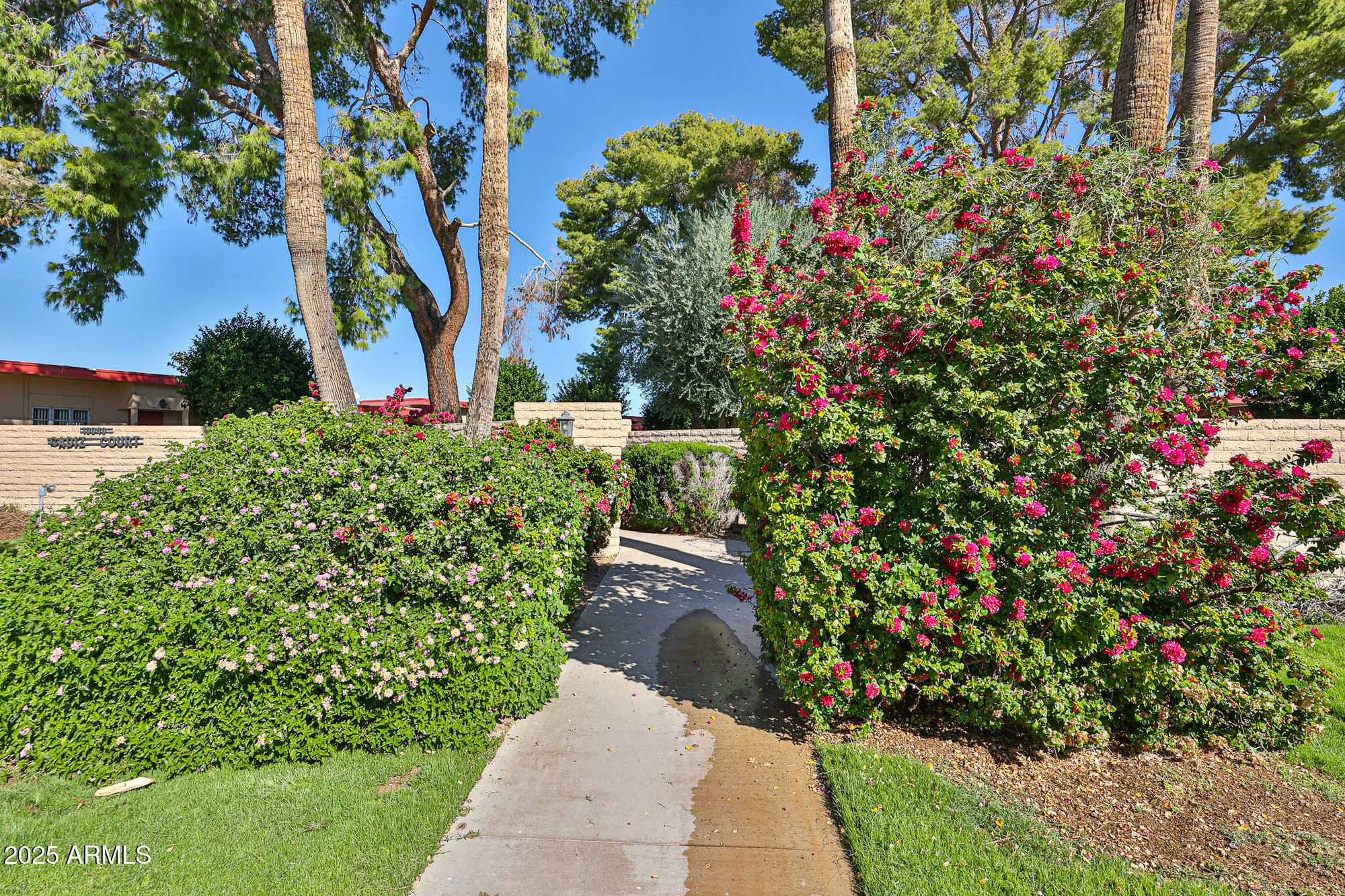 Property Slideshow image 26 of 30 | 10040 w royal oak rd b, Sun City, AZ, 85351