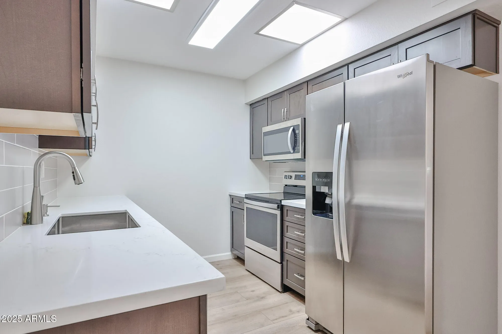 Property Slideshow image 18 of 30 | 10040 w royal oak rd b, Sun City, AZ, 85351