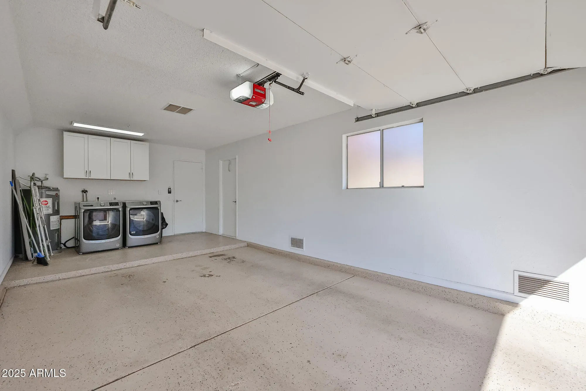 Property Slideshow image 22 of 30 | 10040 w royal oak rd b, Sun City, AZ, 85351