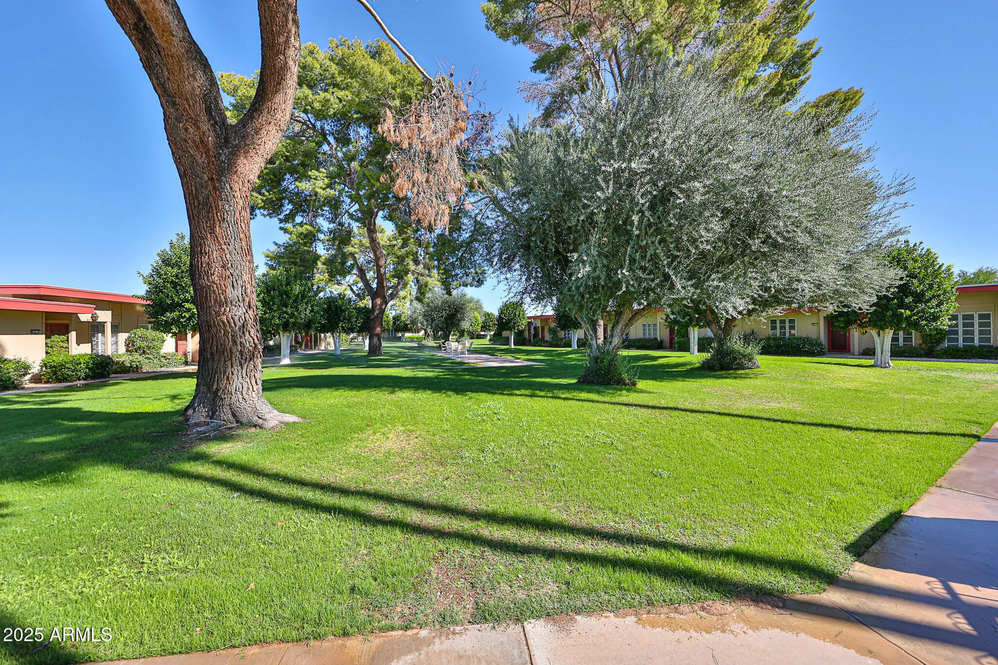 Property Slideshow image 29 of 30 | 10040 w royal oak rd b, Sun City, AZ, 85351