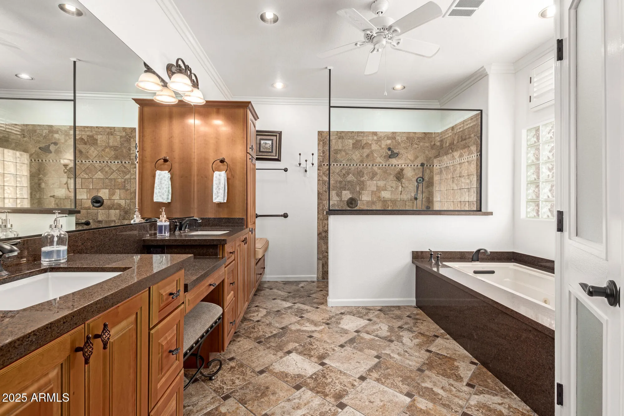 Property Slideshow image 17 of 50 | 9121 e crystal dr, Sun Lakes, AZ, 85248