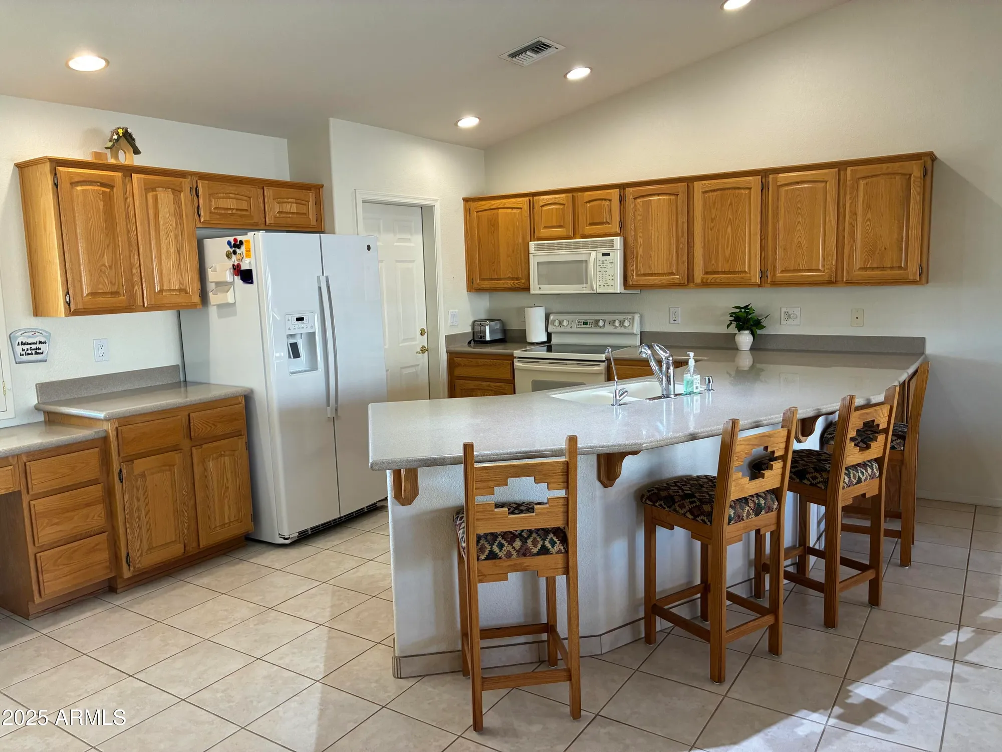 Property Slideshow image 8 of 40 | 11434 e monte cir, Mesa, AZ, 85209