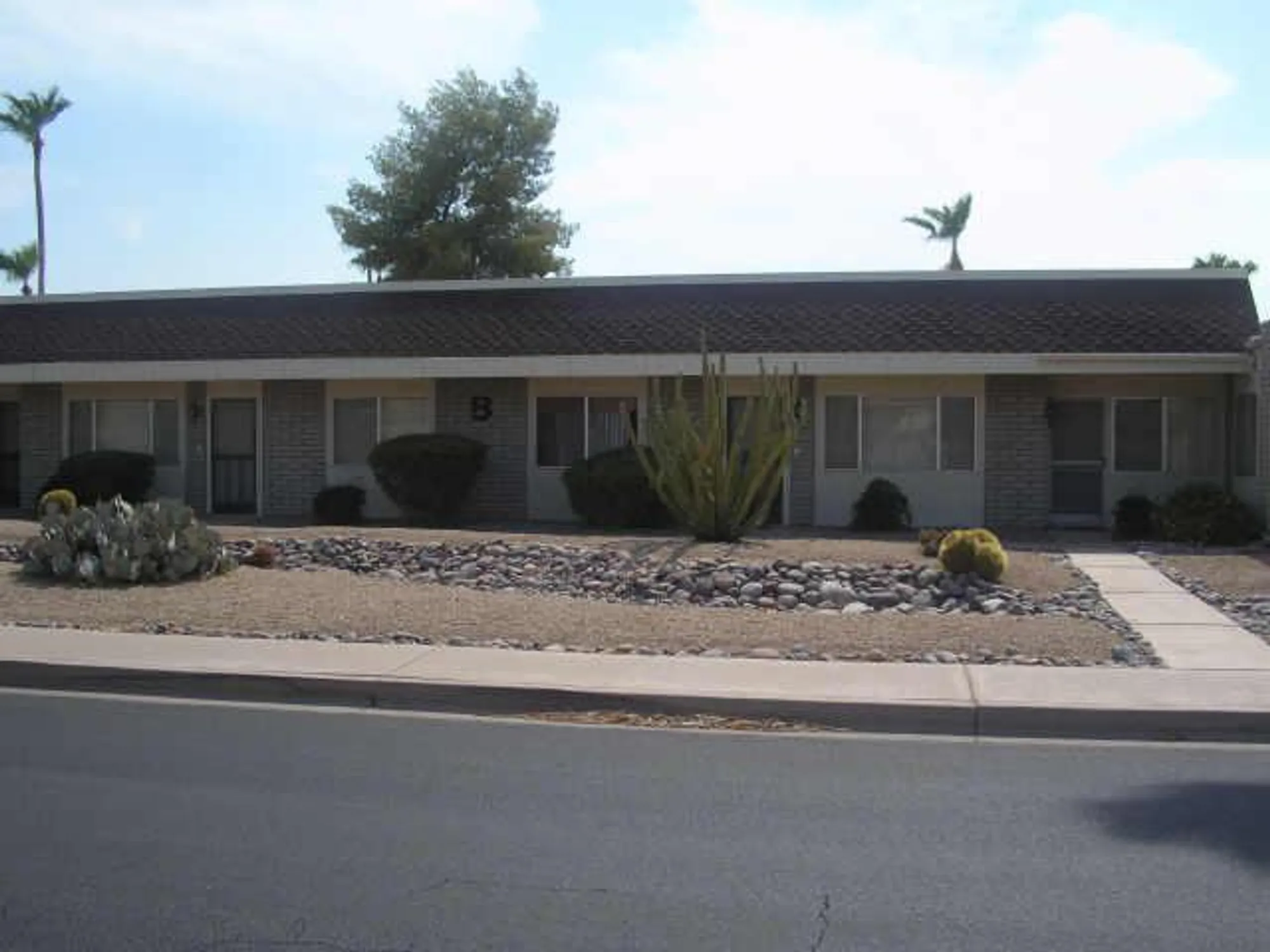 Property Slideshow image 1 of 12 | 5518 e lindstrom ln 6b, Mesa, AZ, 85215
