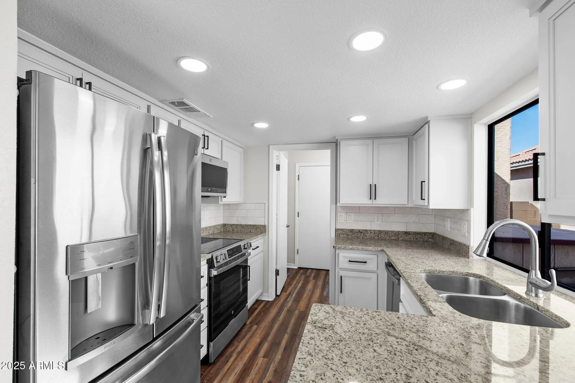 Property Slideshow image 6 of 19 | 10625 e navajo pl, Sun Lakes, AZ, 85248