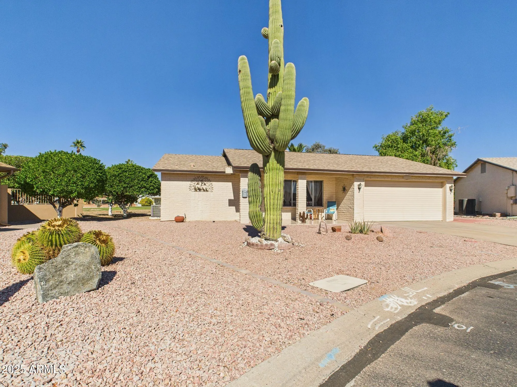Property Slideshow image 2 of 24 | 8246 e fay ave, Mesa, AZ, 85208