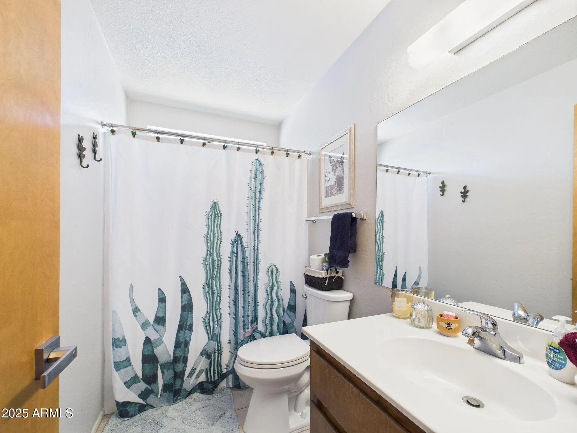 Property Slideshow image 12 of 24 | 8246 e fay ave, Mesa, AZ, 85208