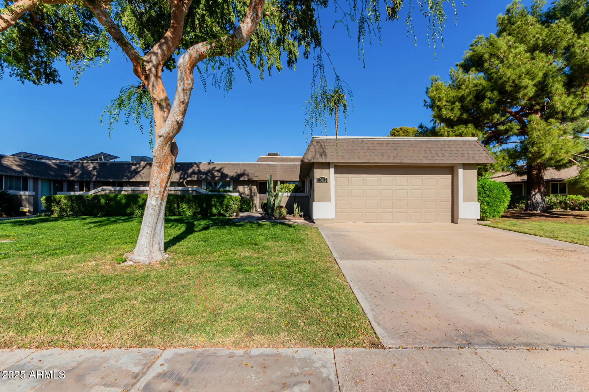 Property Slideshow image 2 of 37 | 10012 w bolivar dr, Sun City, AZ, 85351