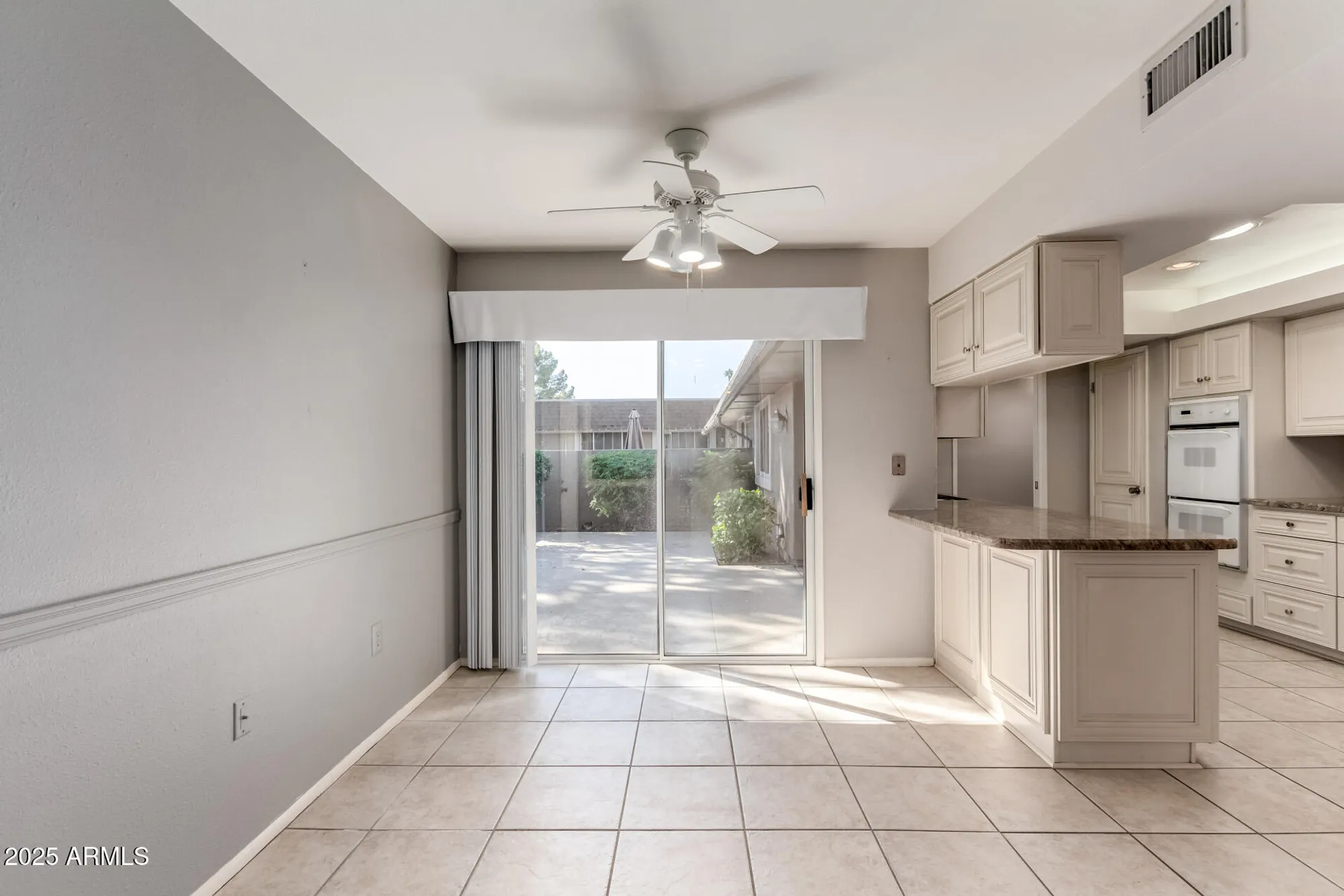 Property Slideshow image 21 of 37 | 10012 w bolivar dr, Sun City, AZ, 85351